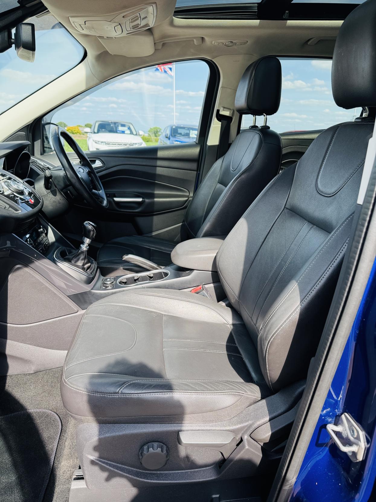 Ford Kuga 2.0 TDCi Titanium X SUV 5dr Diesel Manual 2WD Euro 5 (140 ps)