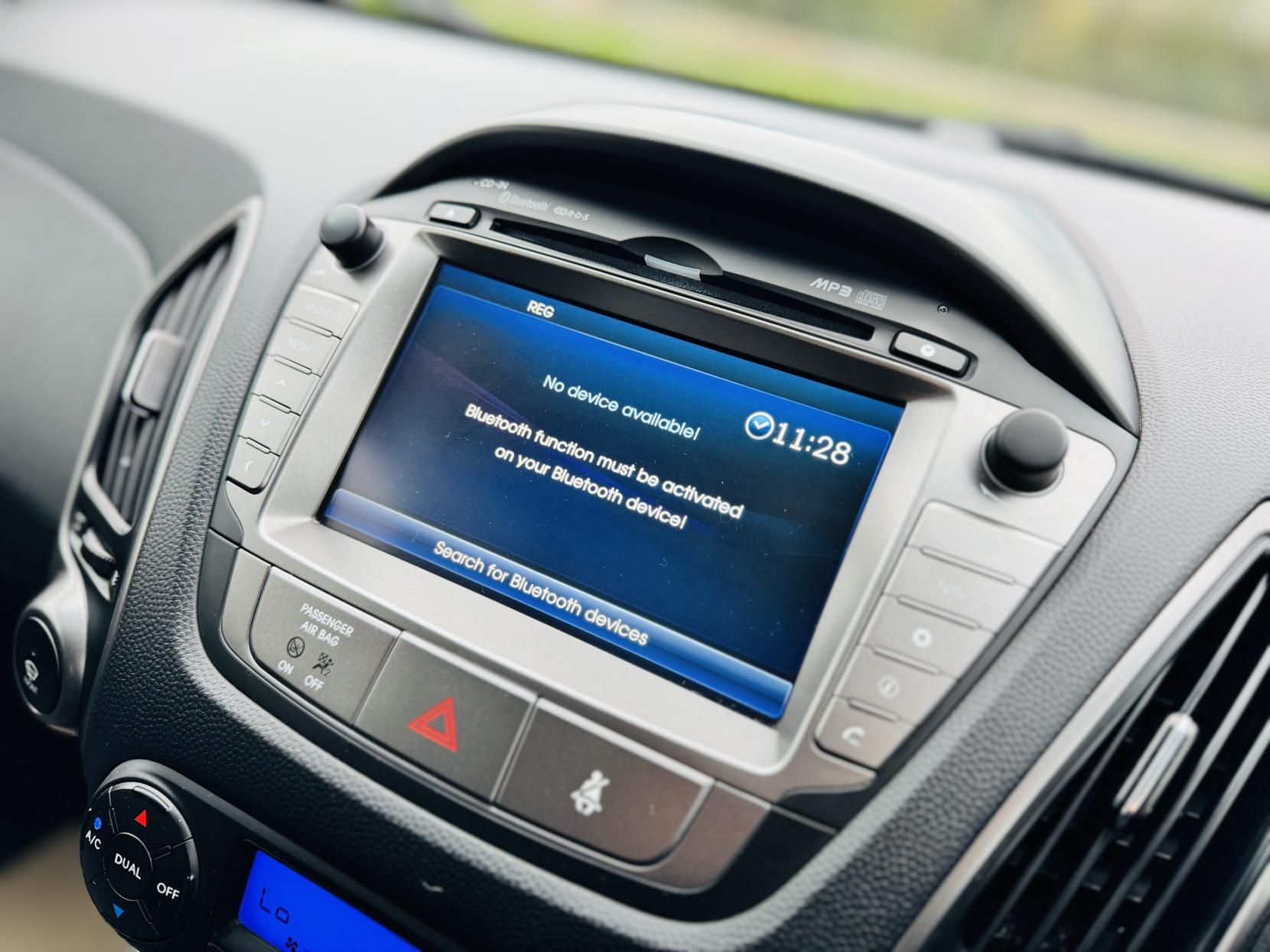 Hyundai ix35 2.0 CRDi SE SUV 5dr Diesel Auto 4WD Euro 5 (Nav) (134 bhp)