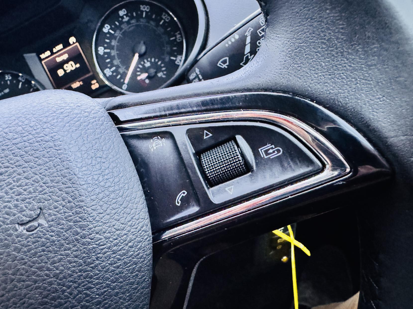 Skoda Octavia 1.6 TDI SE L Hatchback 5dr Diesel Manual Euro 6 (s/s) (110 ps)