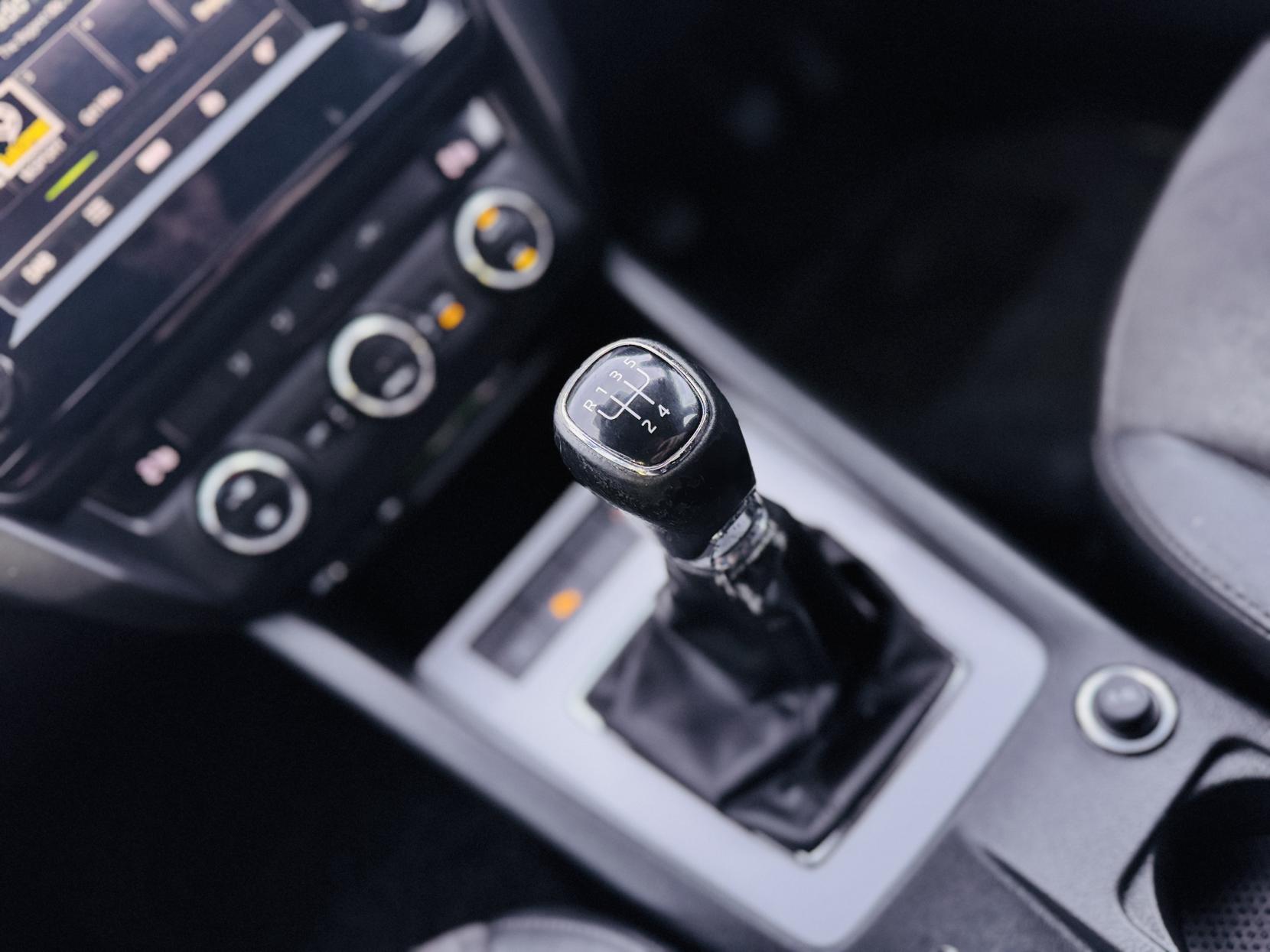 Skoda Octavia 1.6 TDI SE L Hatchback 5dr Diesel Manual Euro 6 (s/s) (110 ps)