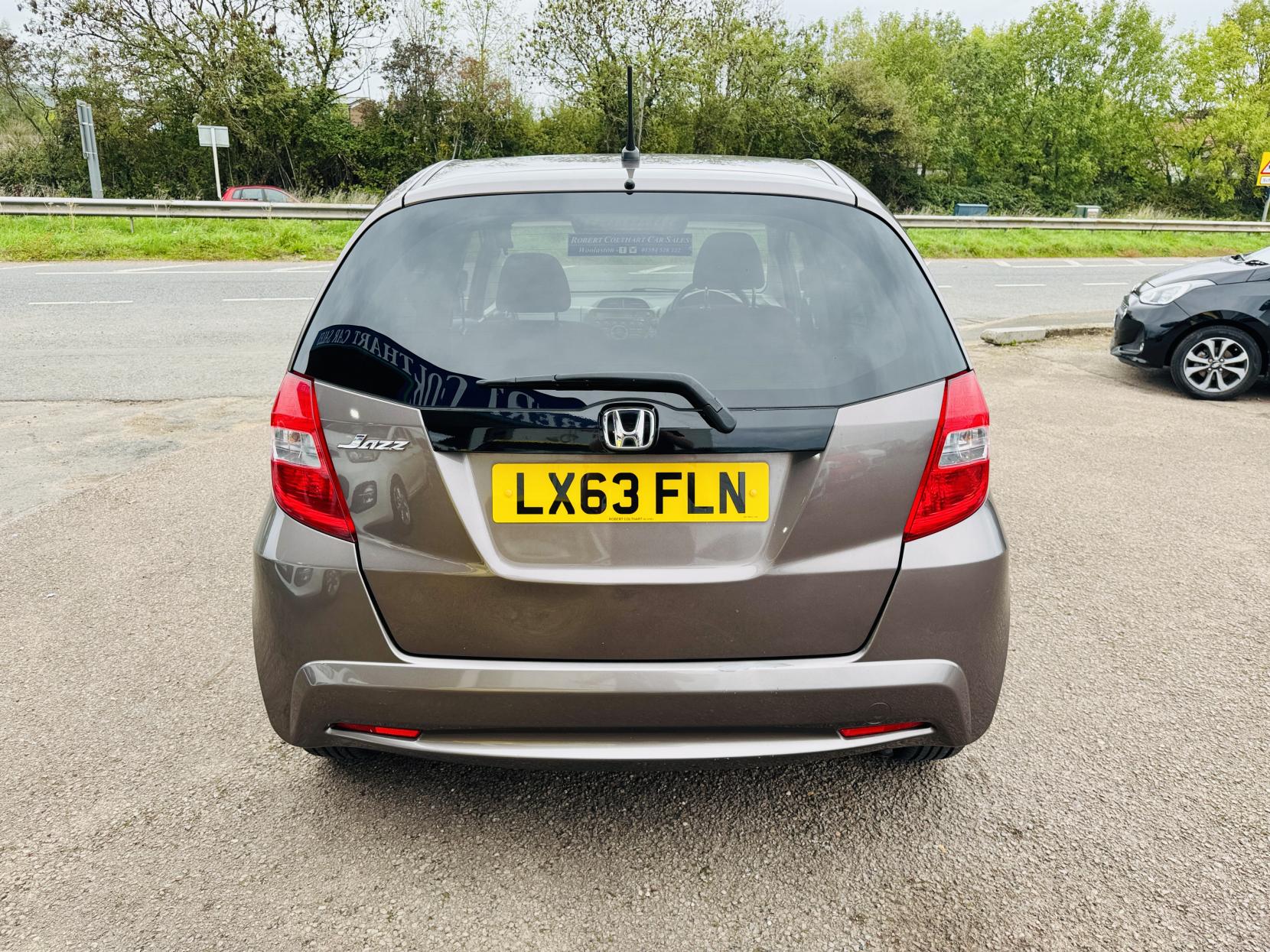 Honda Jazz 1.4 i-VTEC EX Hatchback 5dr Petrol CVT Euro 5 (99 ps)