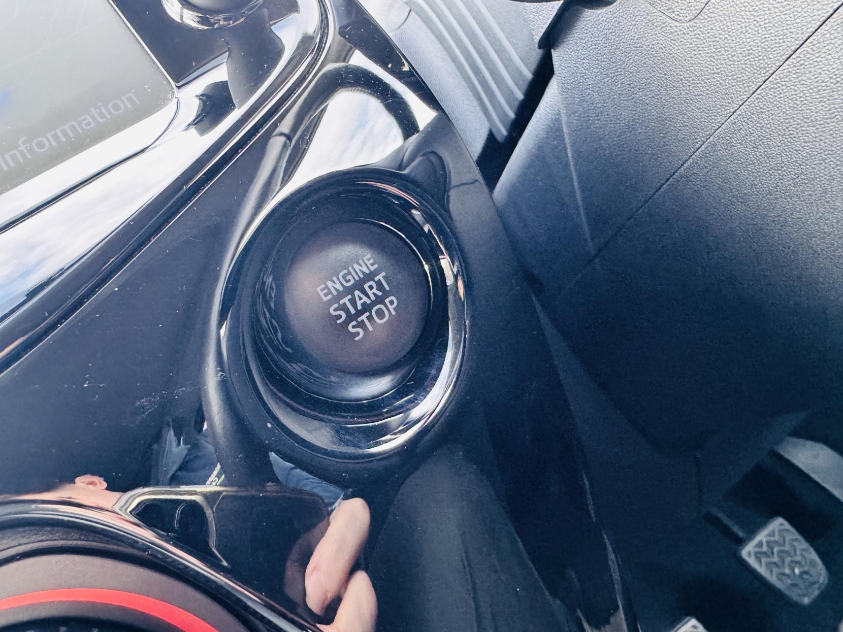 Peugeot 108 1.2 PureTech Allure Top! 5dr Petrol Manual Euro 6 (82 ps)