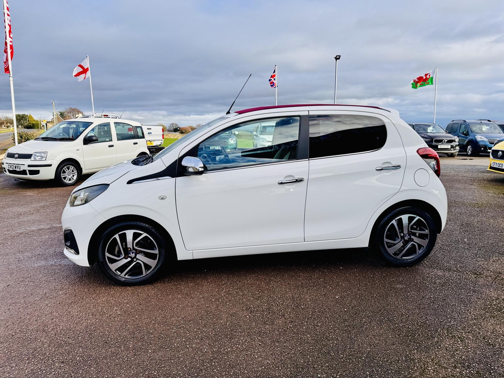 Peugeot 108 1.2 PureTech Allure Top! 5dr Petrol Manual Euro 6 (82 ps)