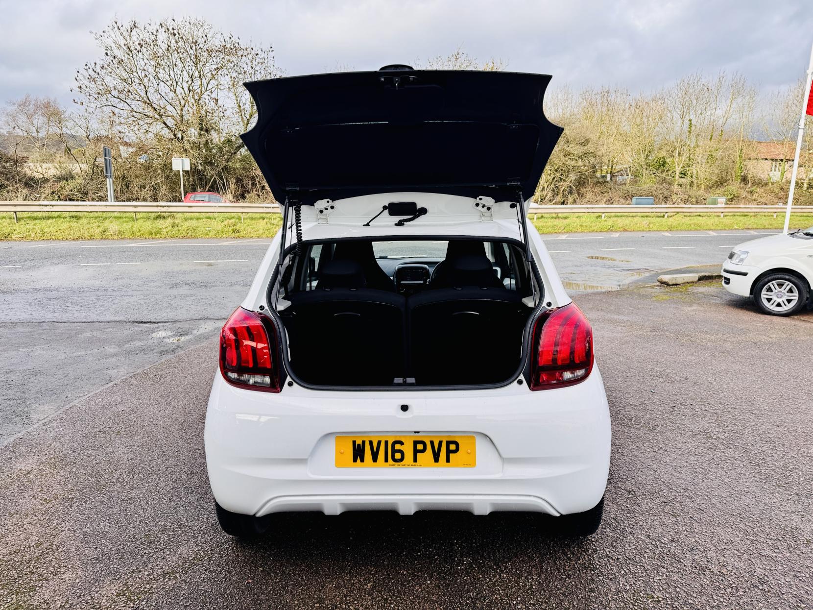 Peugeot 108 1.2 PureTech Allure Top! 5dr Petrol Manual Euro 6 (82 ps)