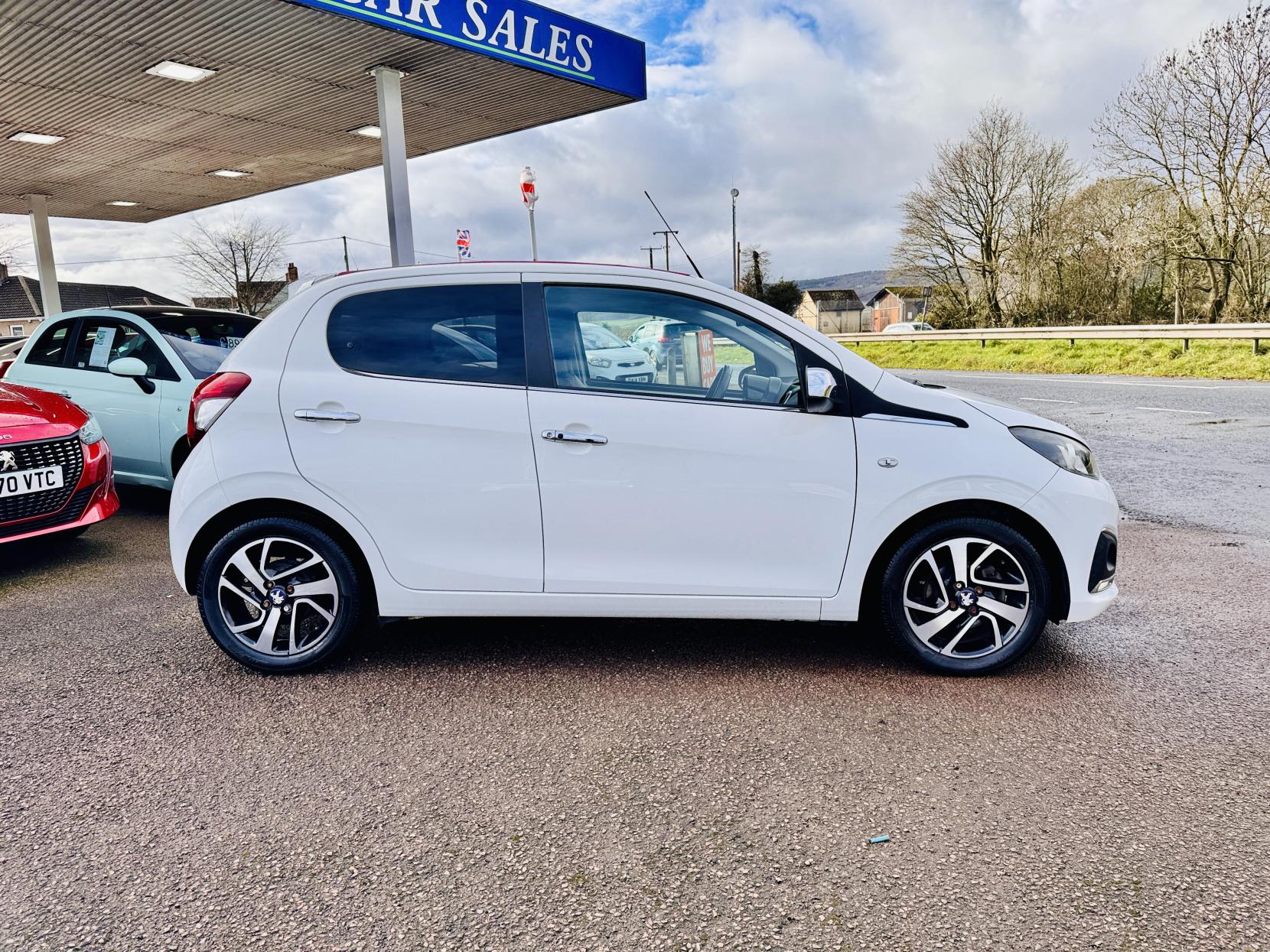 Peugeot 108 1.2 PureTech Allure Top! 5dr Petrol Manual Euro 6 (82 ps)