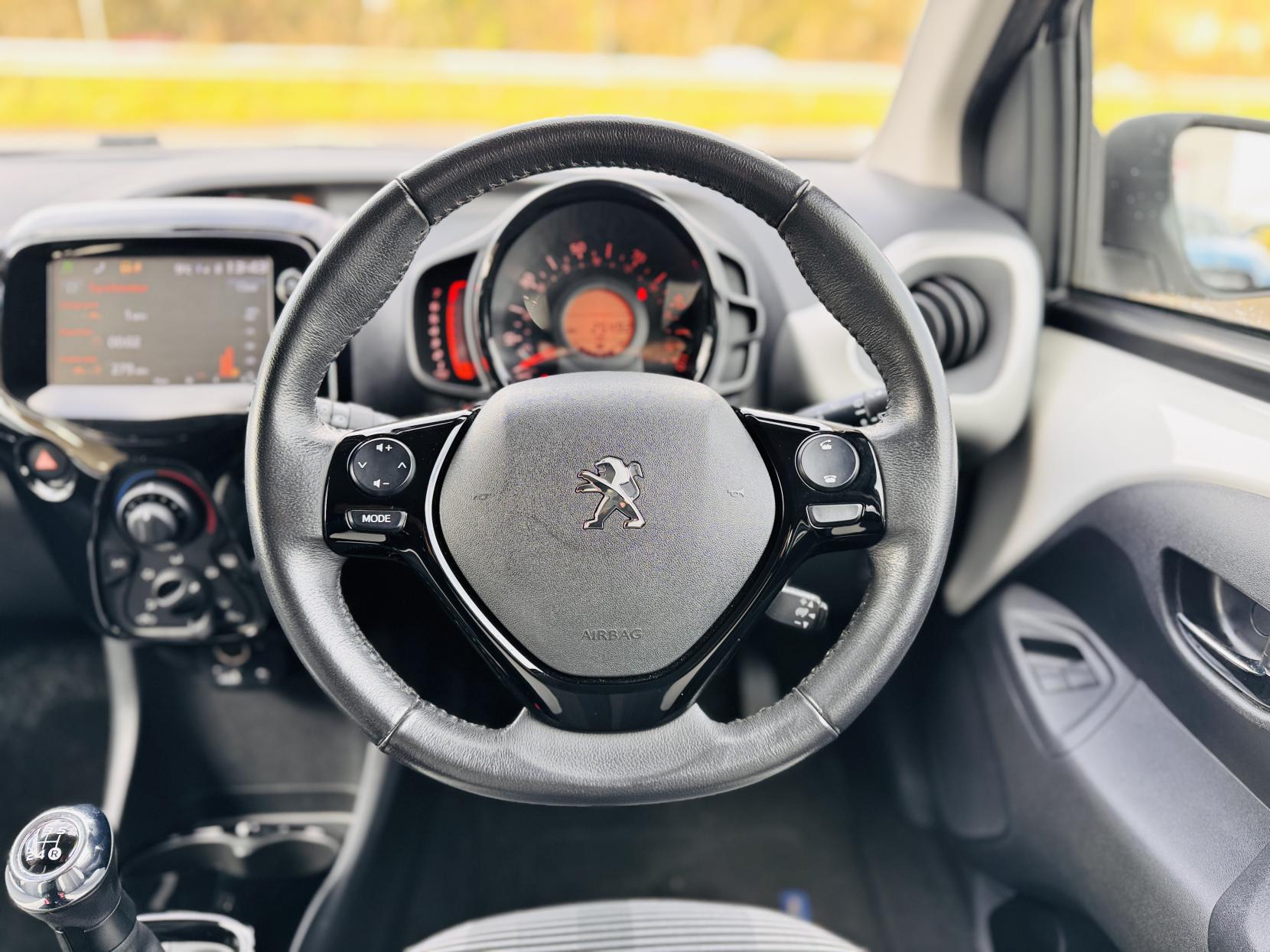 Peugeot 108 1.2 PureTech Allure Top! 5dr Petrol Manual Euro 6 (82 ps)