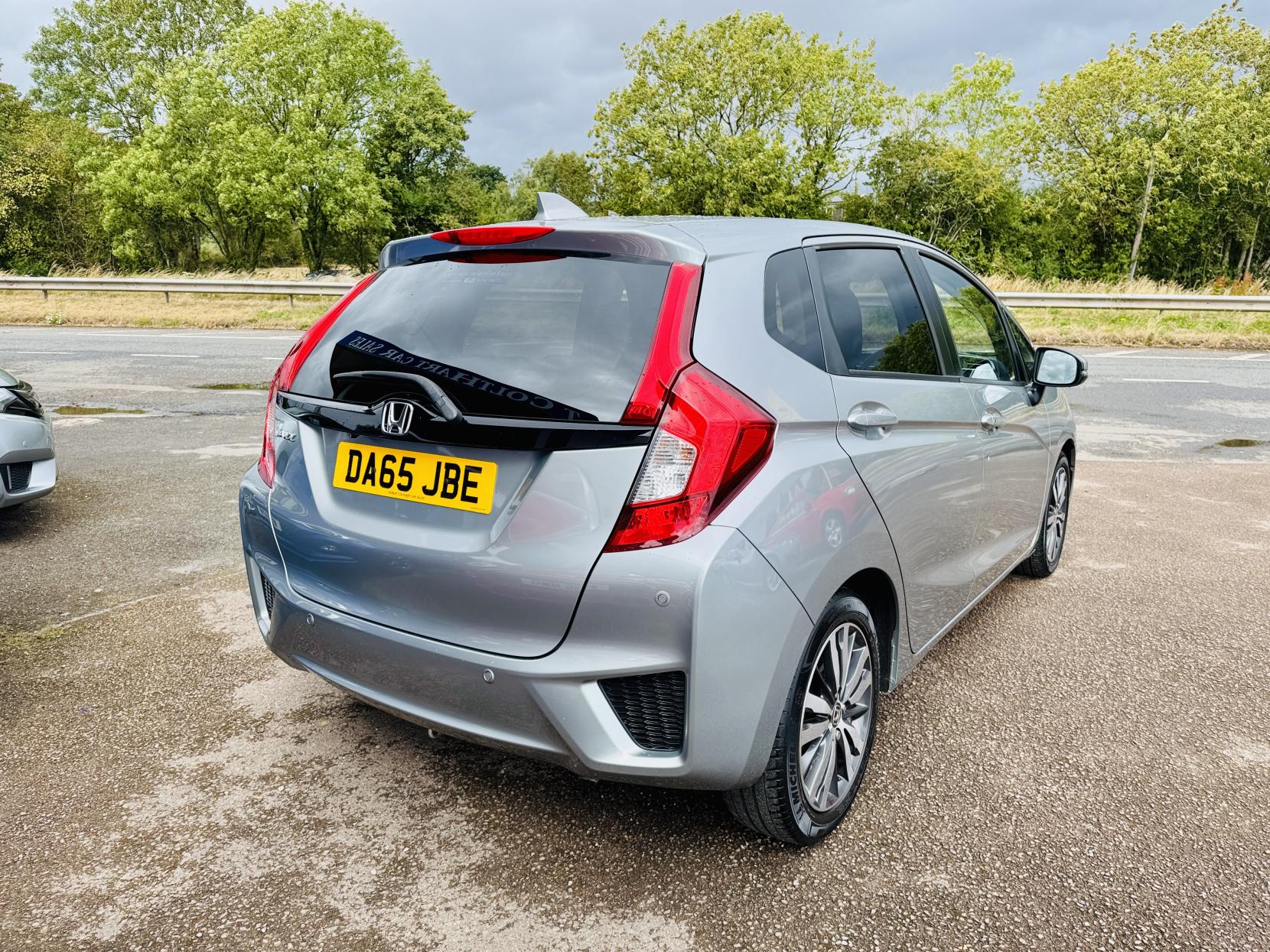 Honda Jazz 1.3 i-VTEC EX Hatchback 5dr Petrol Manual Euro 6 (s/s) (102 ps)