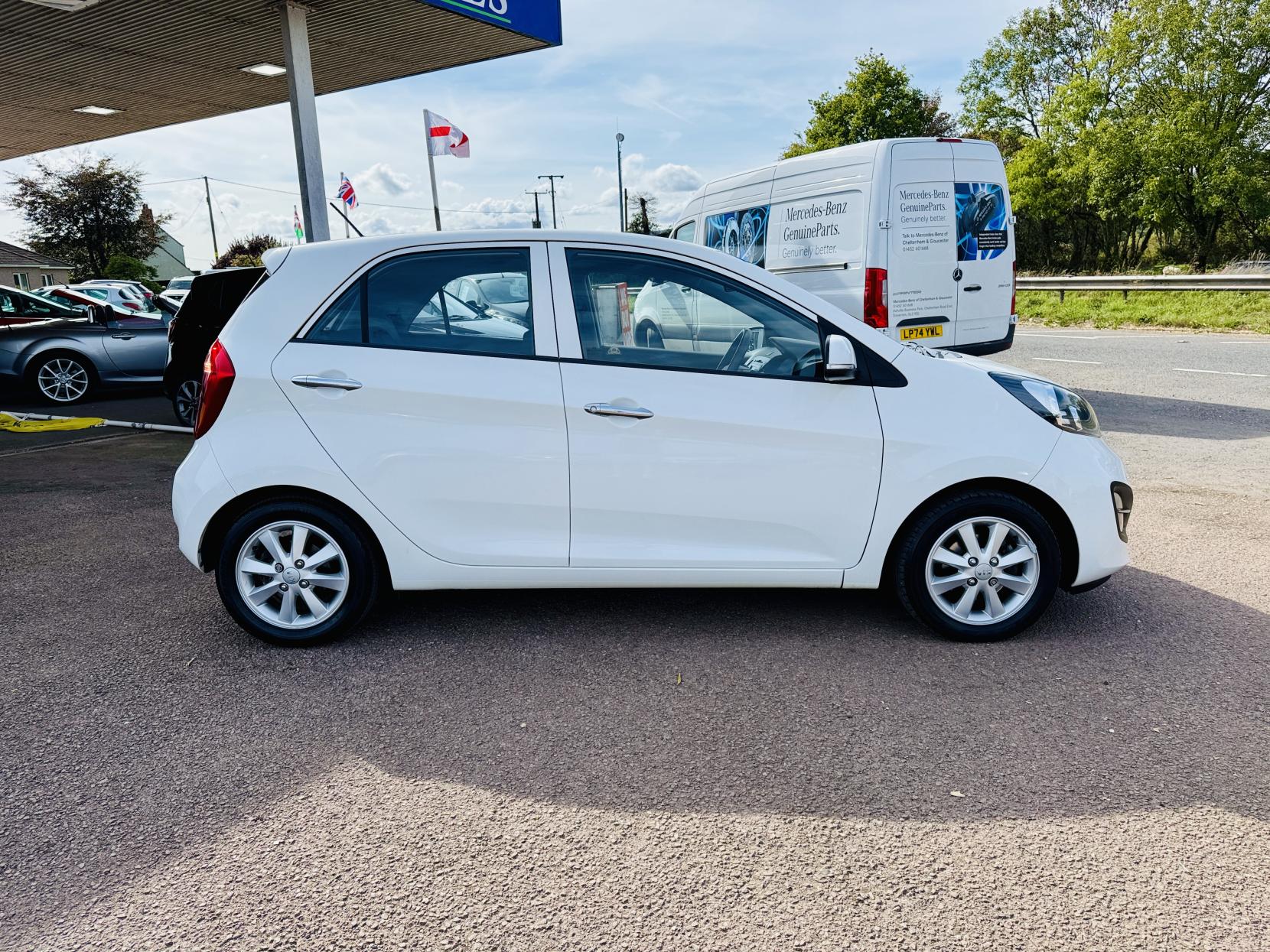 Kia Picanto 1.25 2 Hatchback 5dr Petrol Auto Euro 5 (84 bhp)