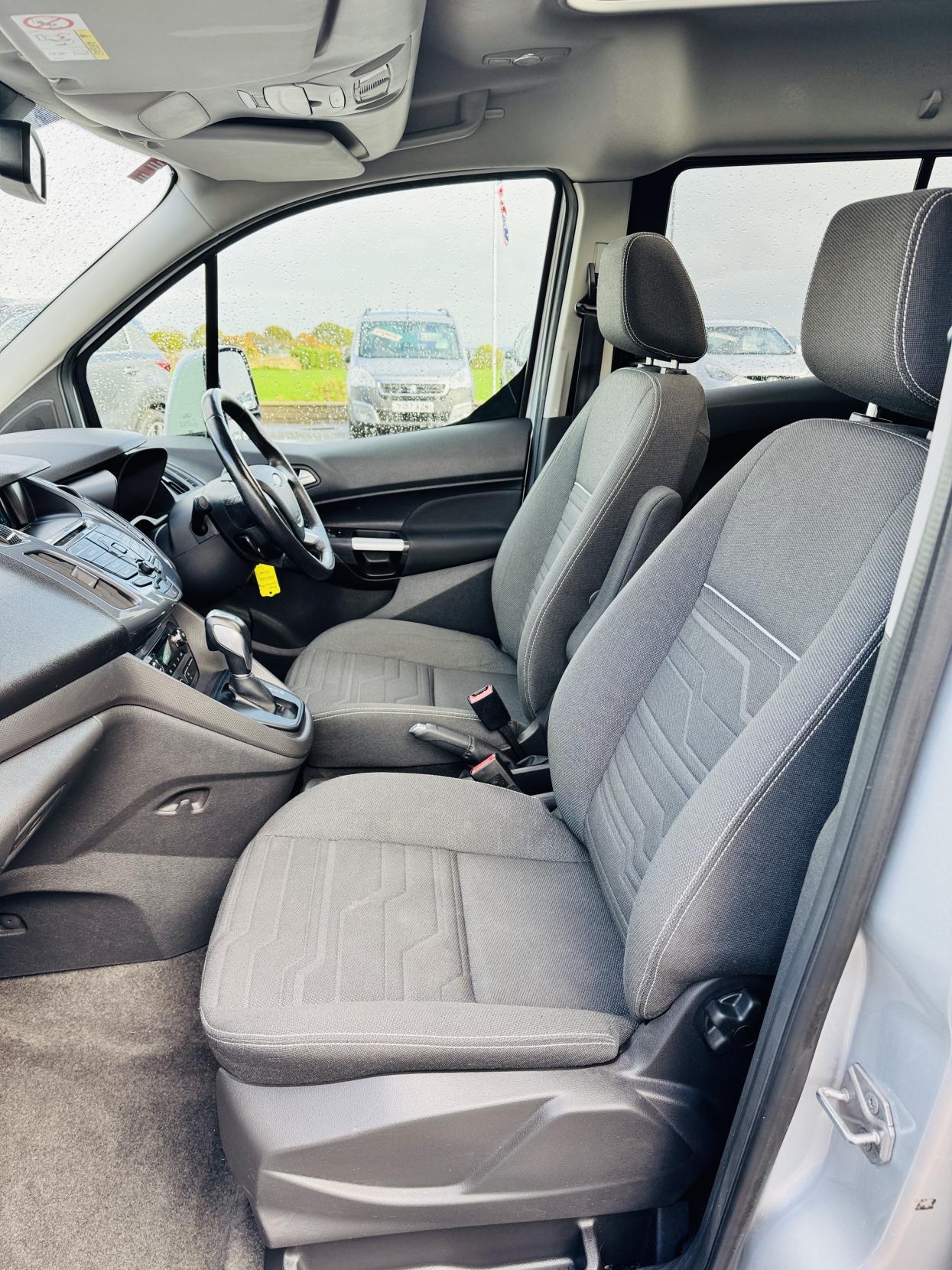 Ford Grand Tourneo Connect 1.5 TDCi Titanium MPV 5dr Diesel Powershift Euro 6 (s/s) (120 ps)