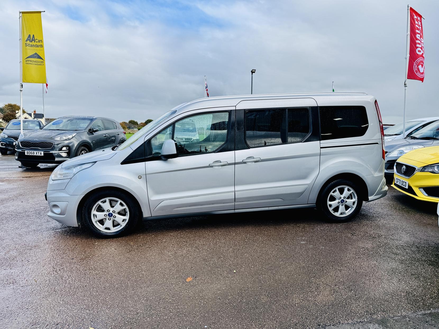 Ford Grand Tourneo Connect 1.5 TDCi Titanium MPV 5dr Diesel Powershift Euro 6 (s/s) (120 ps)