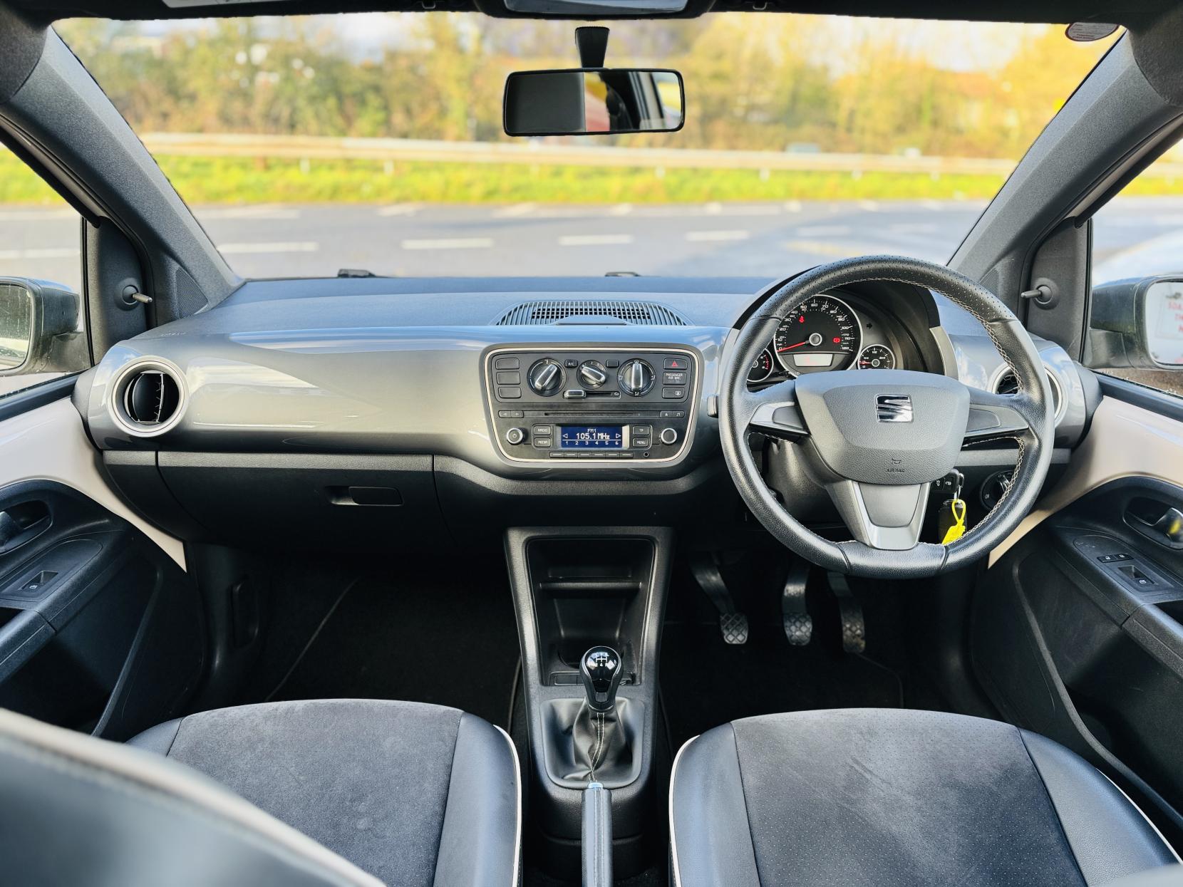 SEAT Mii 1.0 12v by MANGO Hatchback 3dr Petrol Manual Euro 5 (75 ps)