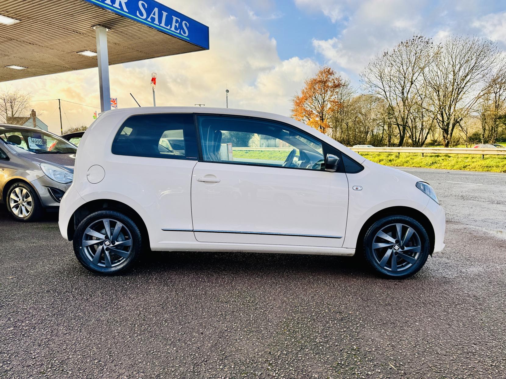 SEAT Mii 1.0 12v by MANGO Hatchback 3dr Petrol Manual Euro 5 (75 ps)