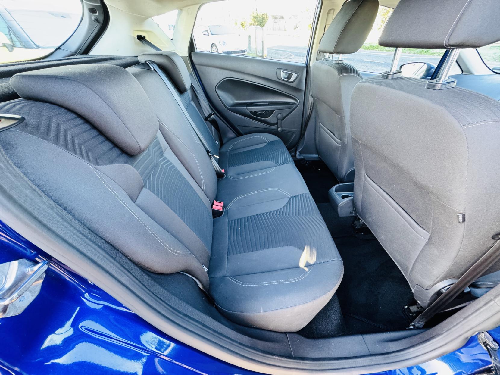 Ford Fiesta 1.25 Zetec Hatchback 5dr Petrol Manual Euro 6 (82 ps)