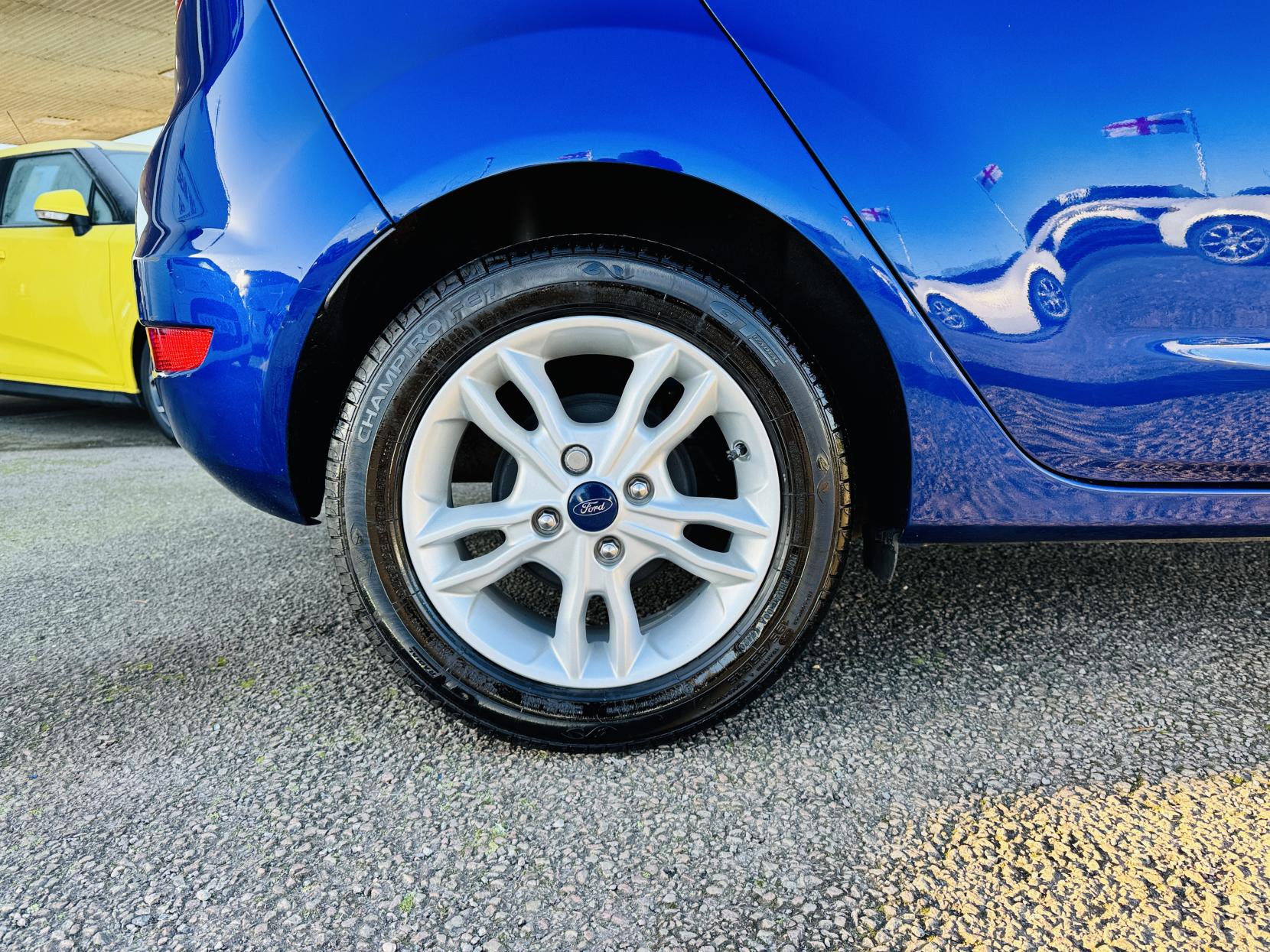 Ford Fiesta 1.25 Zetec Hatchback 5dr Petrol Manual Euro 6 (82 ps)