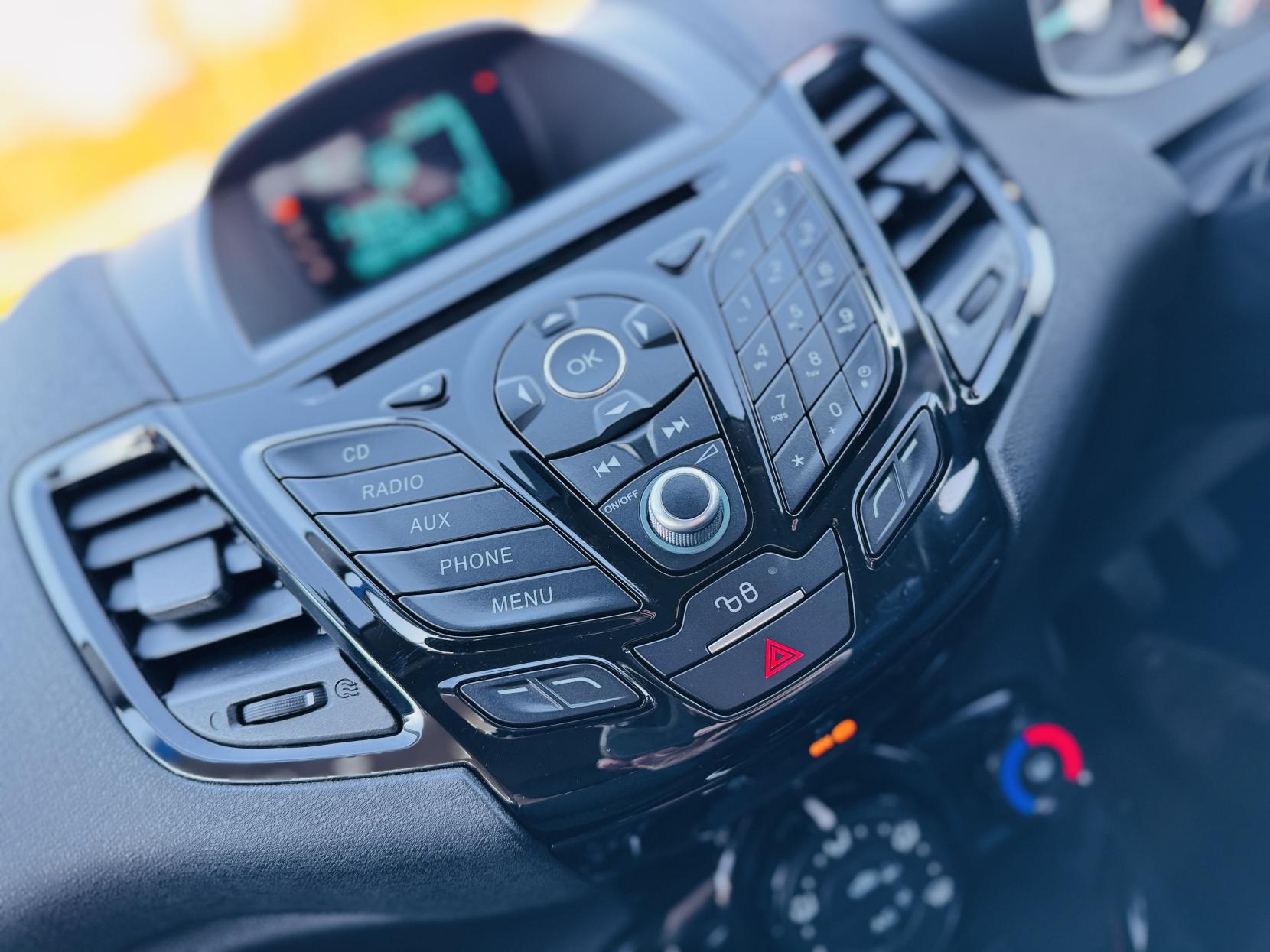 Ford Fiesta 1.25 Zetec Hatchback 5dr Petrol Manual Euro 6 (82 ps)