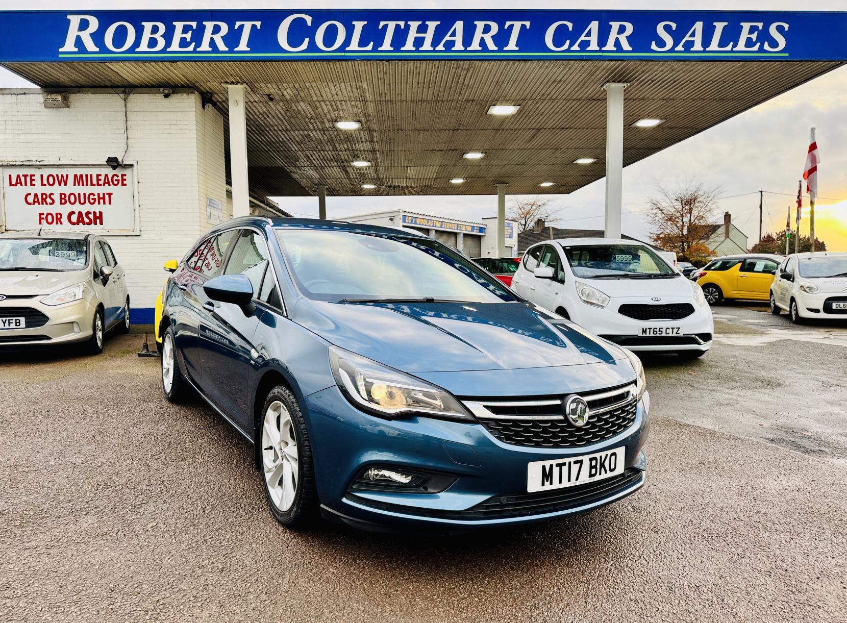 Vauxhall Astra 1.4i Turbo SRi Sports Tourer 5dr Petrol Auto Euro 6 (s/s) (150 ps)