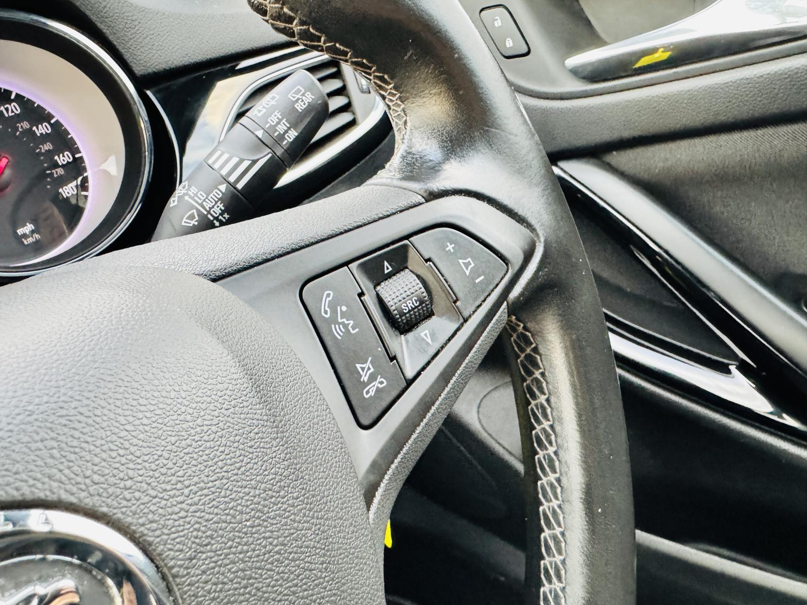 Vauxhall Astra 1.4i Turbo SRi Sports Tourer 5dr Petrol Auto Euro 6 (s/s) (150 ps)