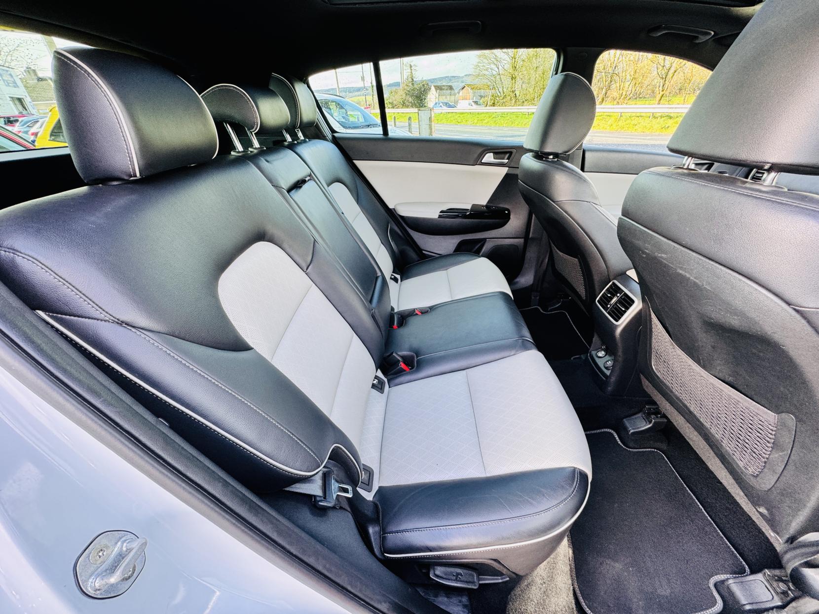 Kia Sportage 1.6 T-GDi GT-Line S SUV 5dr Petrol DCT AWD Euro 6 (174 bhp)