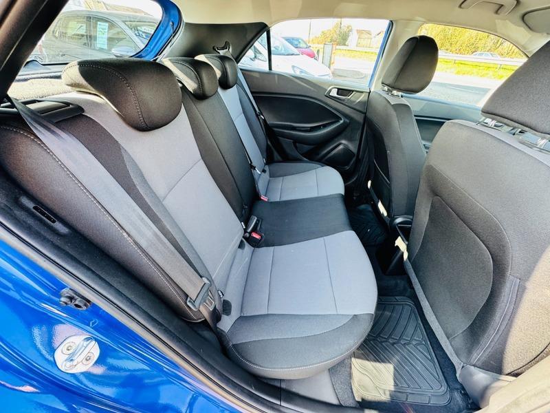 Hyundai i20 1.2 SE Hatchback 5dr Petrol Manual Euro 6 (s/s) (84 ps)