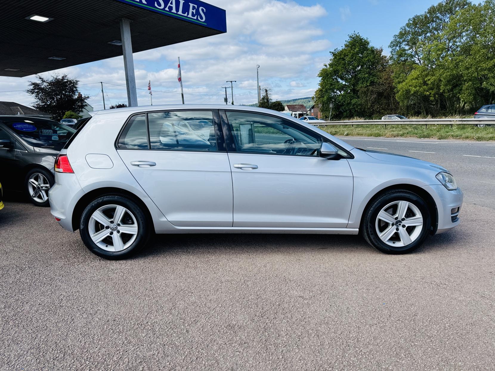 Volkswagen Golf 1.4 TSI BlueMotion Tech Match Hatchback 5dr Petrol DSG Euro 5 (s/s) (122 ps)