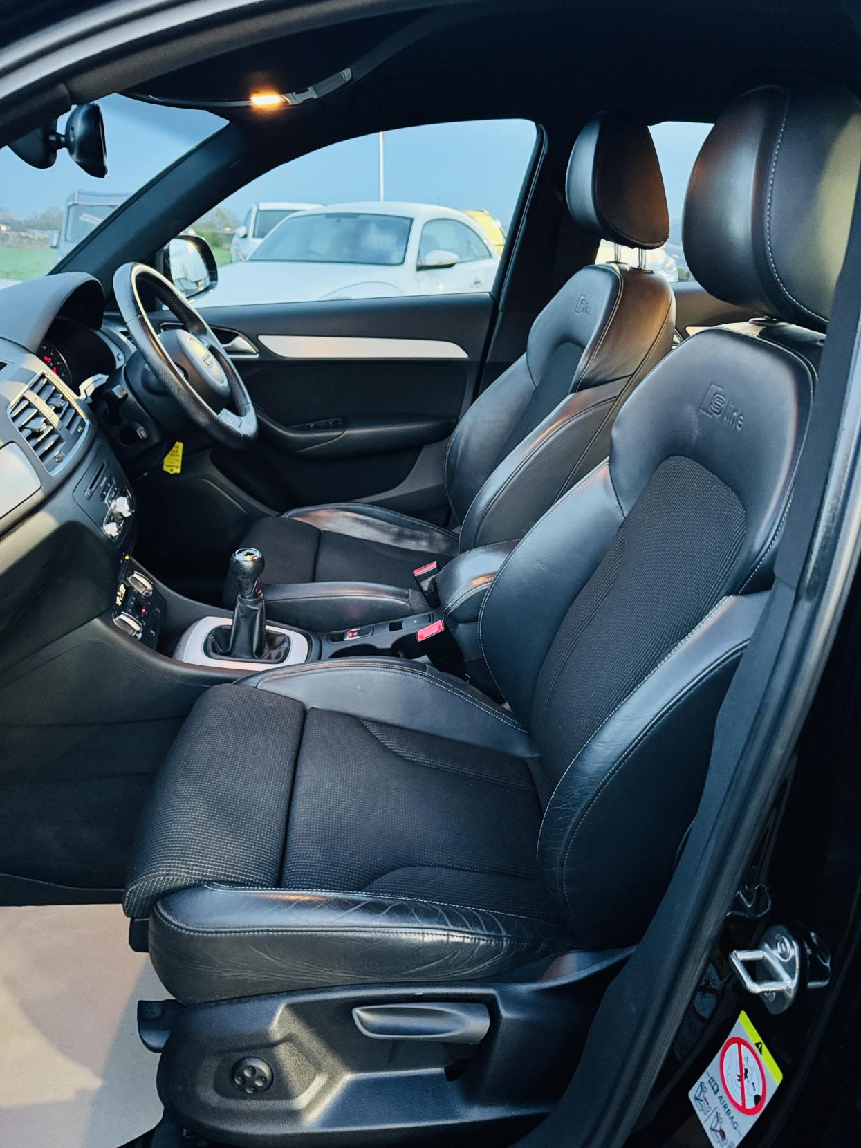 Audi Q3 2.0 TDI S line SUV 5dr Diesel Manual Euro 5 (s/s) (140 ps)