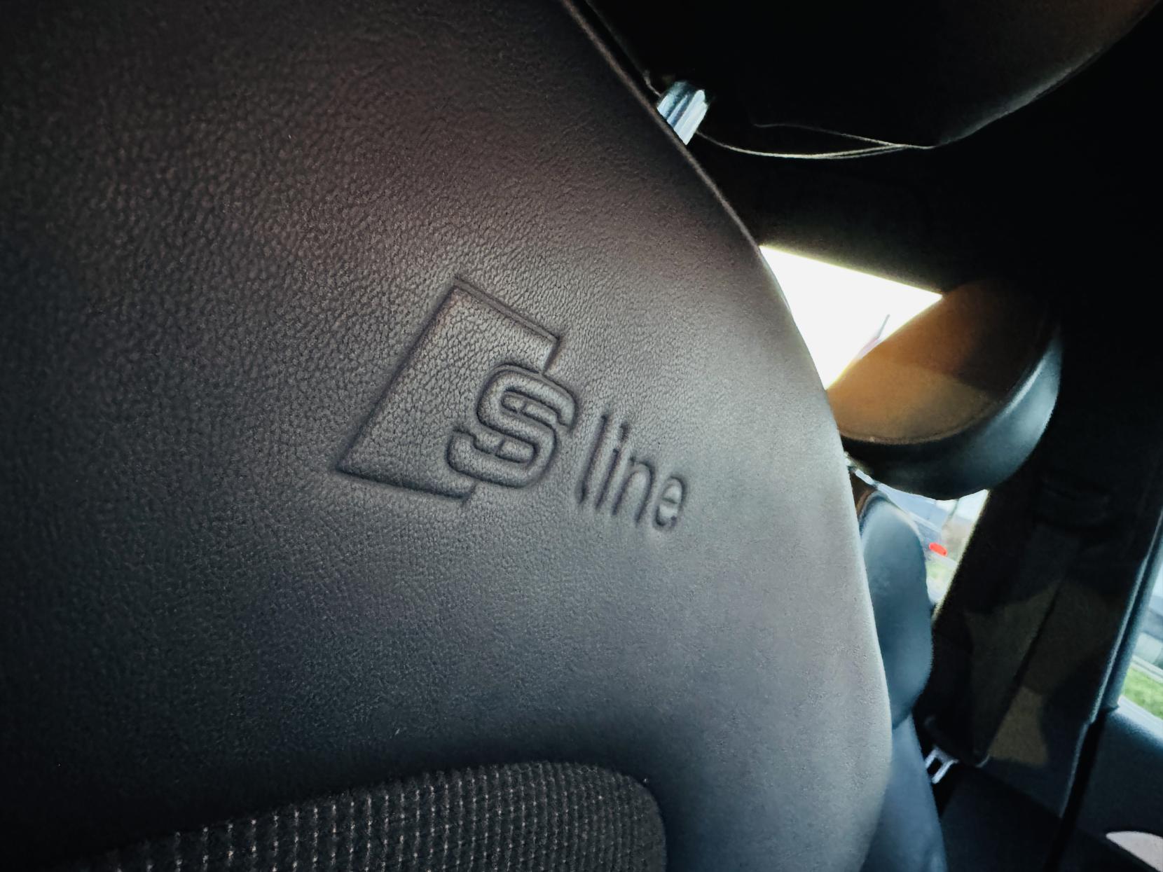 Audi Q3 2.0 TDI S line SUV 5dr Diesel Manual Euro 5 (s/s) (140 ps)