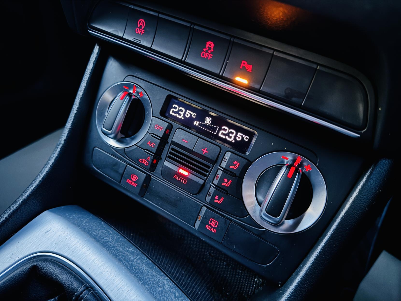 Audi Q3 2.0 TDI S line SUV 5dr Diesel Manual Euro 5 (s/s) (140 ps)