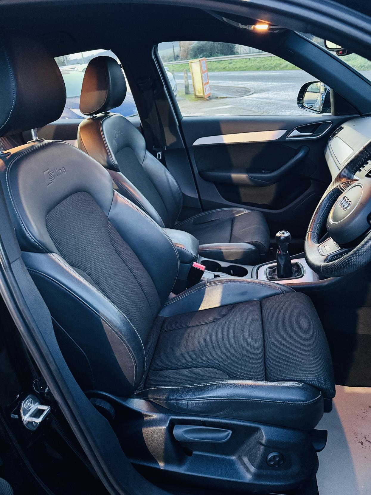 Audi Q3 2.0 TDI S line SUV 5dr Diesel Manual Euro 5 (s/s) (140 ps)