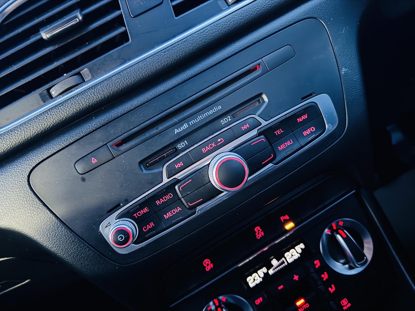 Audi Q3 2.0 TDI S line SUV 5dr Diesel Manual Euro 5 (s/s) (140 ps)