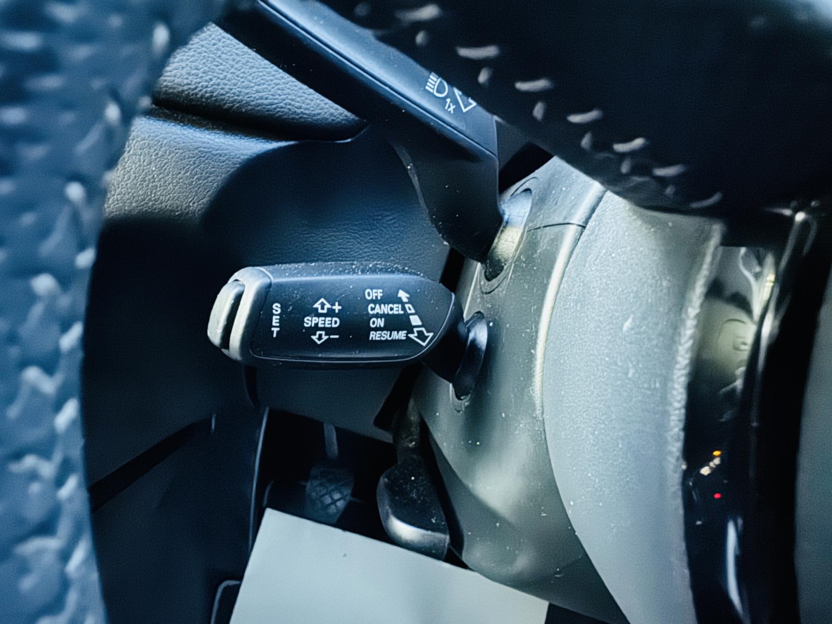 Audi Q3 2.0 TDI S line SUV 5dr Diesel Manual Euro 5 (s/s) (140 ps)