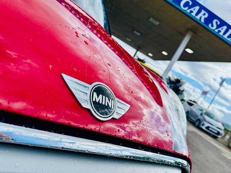 MINI Hatch 1.5 Cooper Hatchback 5dr Petrol Auto Euro 6 (s/s) (136 ps)