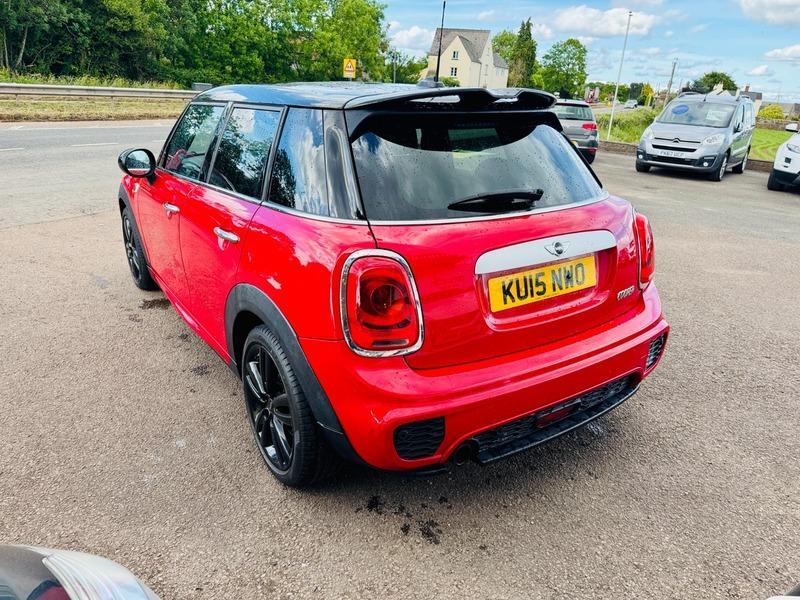 MINI Hatch 1.5 Cooper Hatchback 5dr Petrol Auto Euro 6 (s/s) (136 ps)