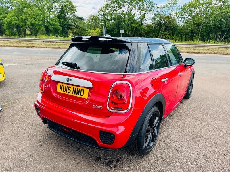 MINI Hatch 1.5 Cooper Hatchback 5dr Petrol Auto Euro 6 (s/s) (136 ps)