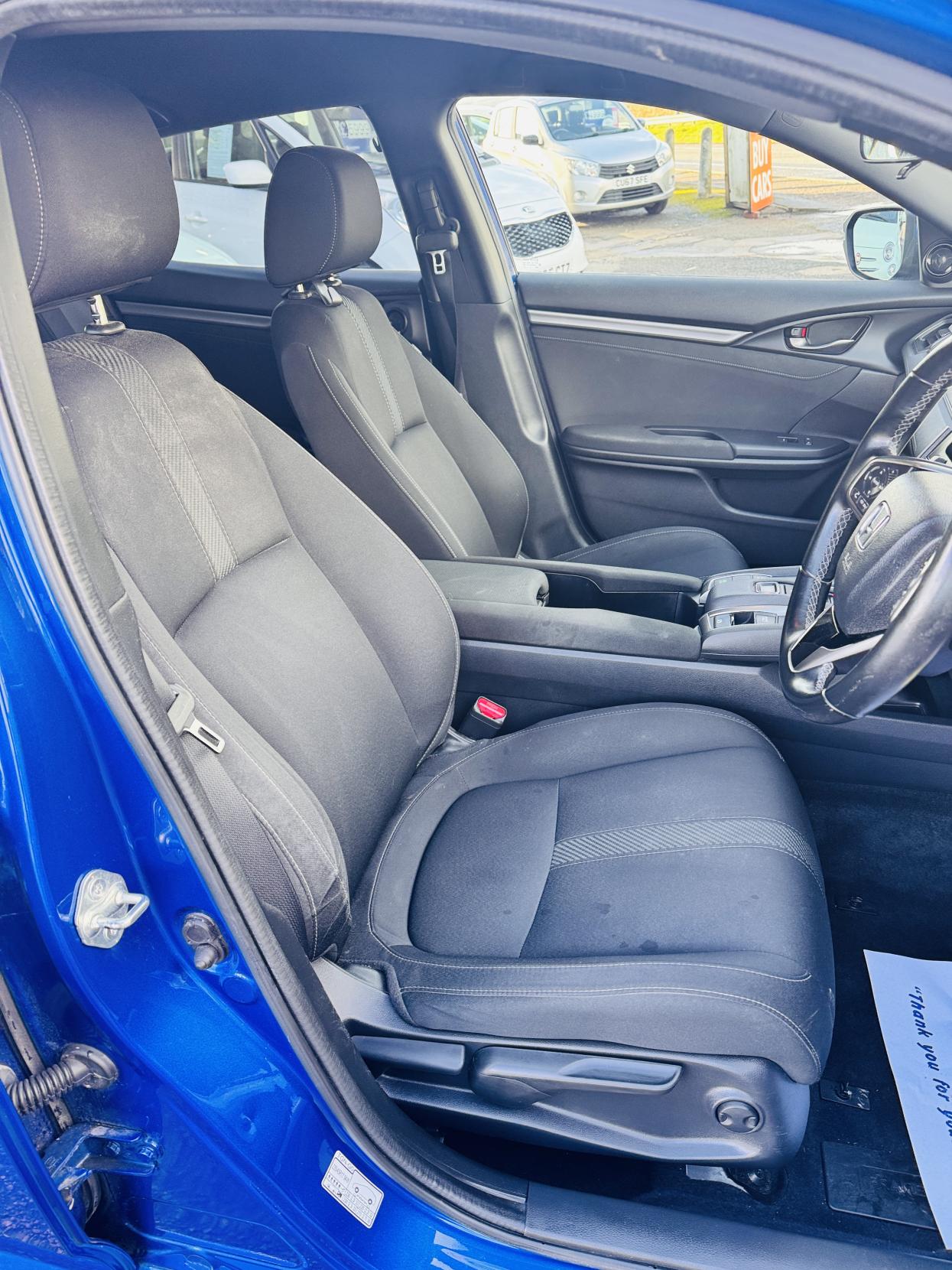 Honda Civic 1.6 i-DTEC SR Hatchback 5dr Diesel Auto Euro 6 (s/s) (120 ps)