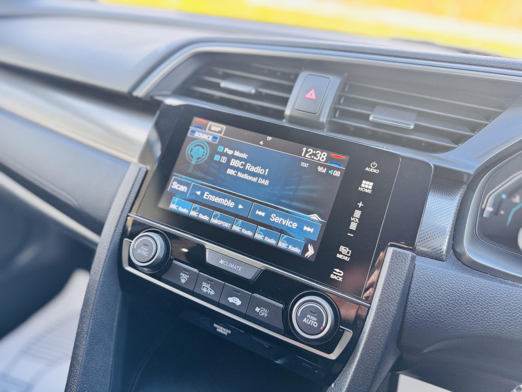 Honda Civic 1.6 i-DTEC SR Hatchback 5dr Diesel Auto Euro 6 (s/s) (120 ps)