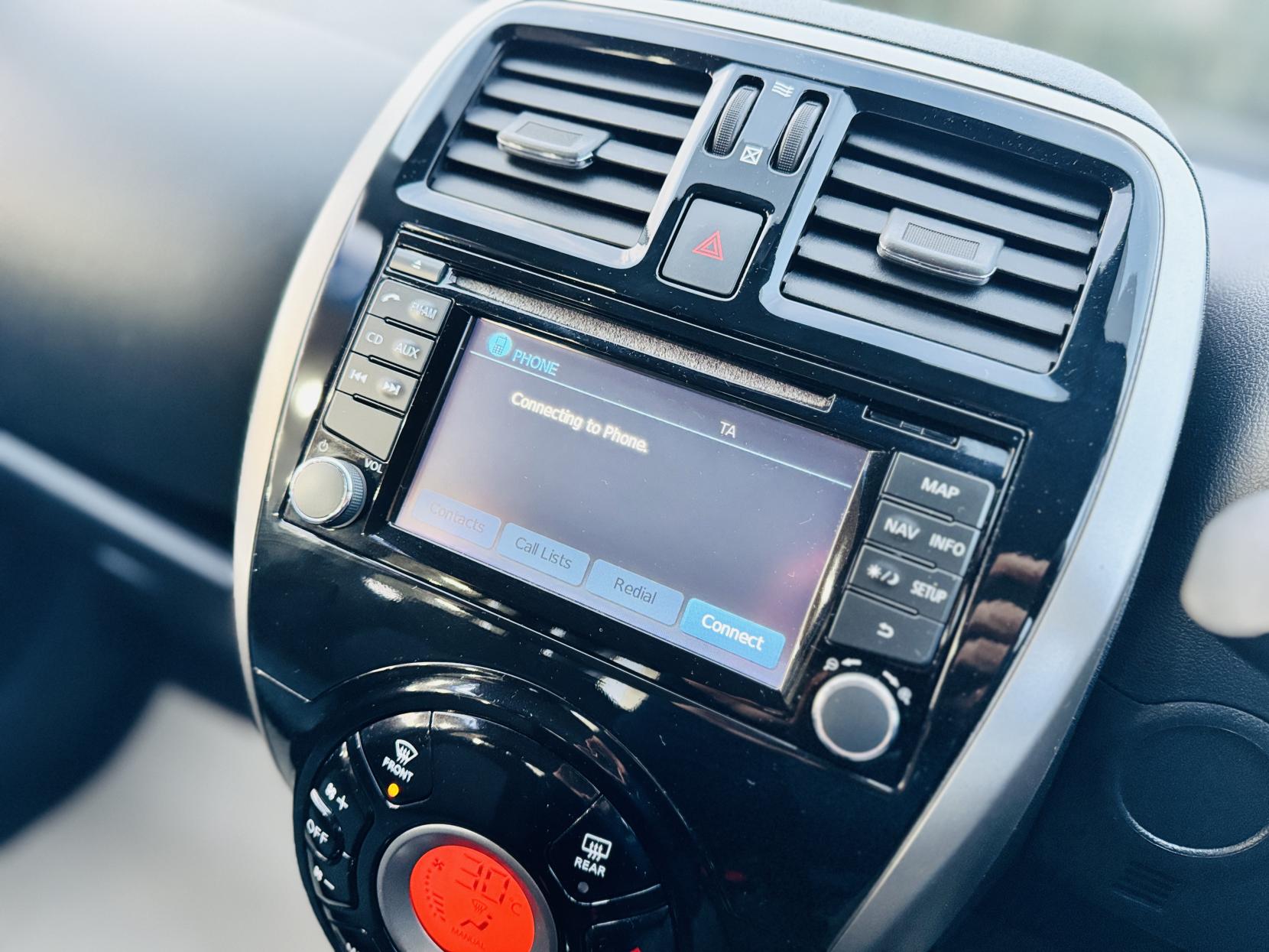 Nissan Micra 1.2 Acenta Hatchback 5dr Petrol CVT Euro 5 (80 ps)