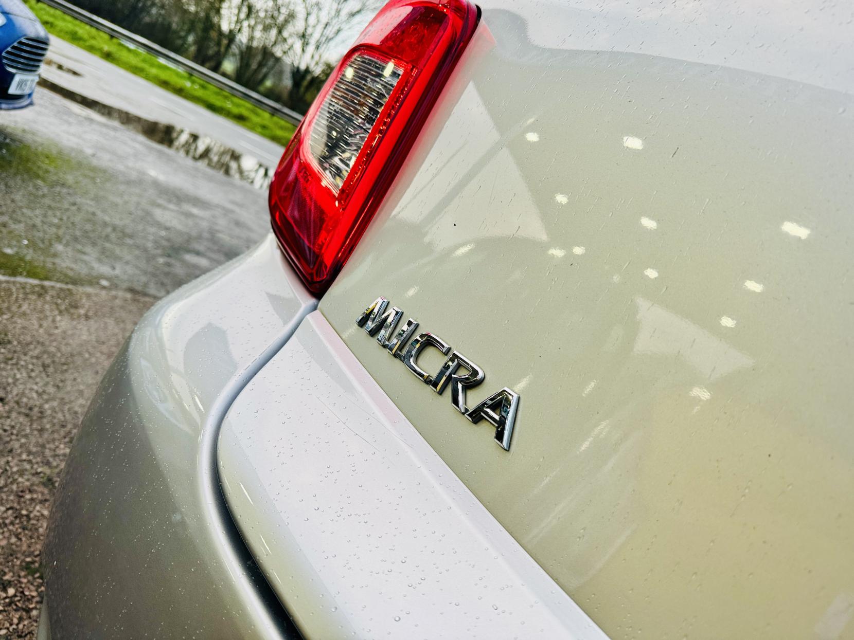 Nissan Micra 1.2 Acenta Hatchback 5dr Petrol CVT Euro 5 (80 ps)