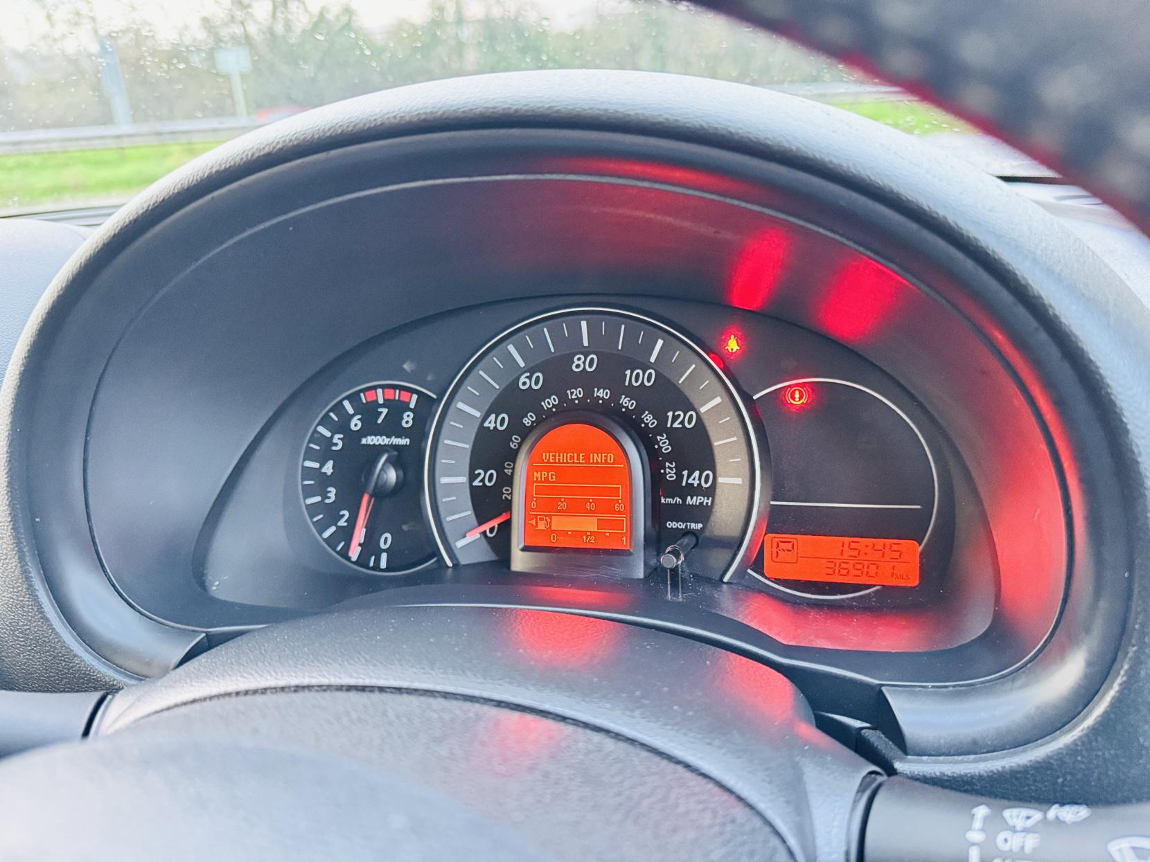 Nissan Micra 1.2 Acenta Hatchback 5dr Petrol CVT Euro 5 (80 ps)