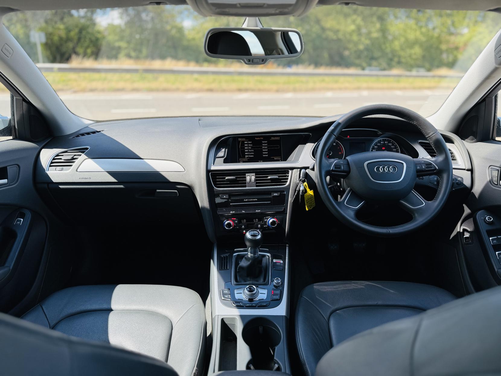 Audi A4 1.8 TFSI SE Technik Saloon 4dr Petrol Manual Euro 5 (s/s) (120 ps)