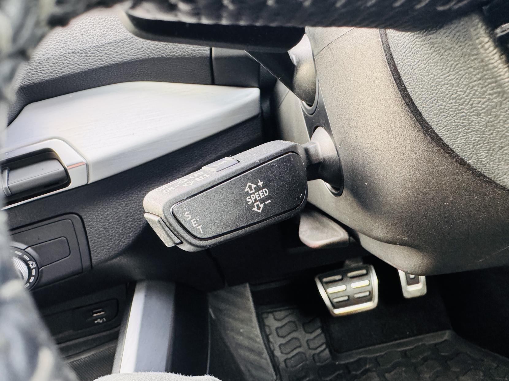 Audi Q2 1.4 TFSI CoD S line SUV 5dr Petrol S Tronic Euro 6 (s/s) (150 ps)