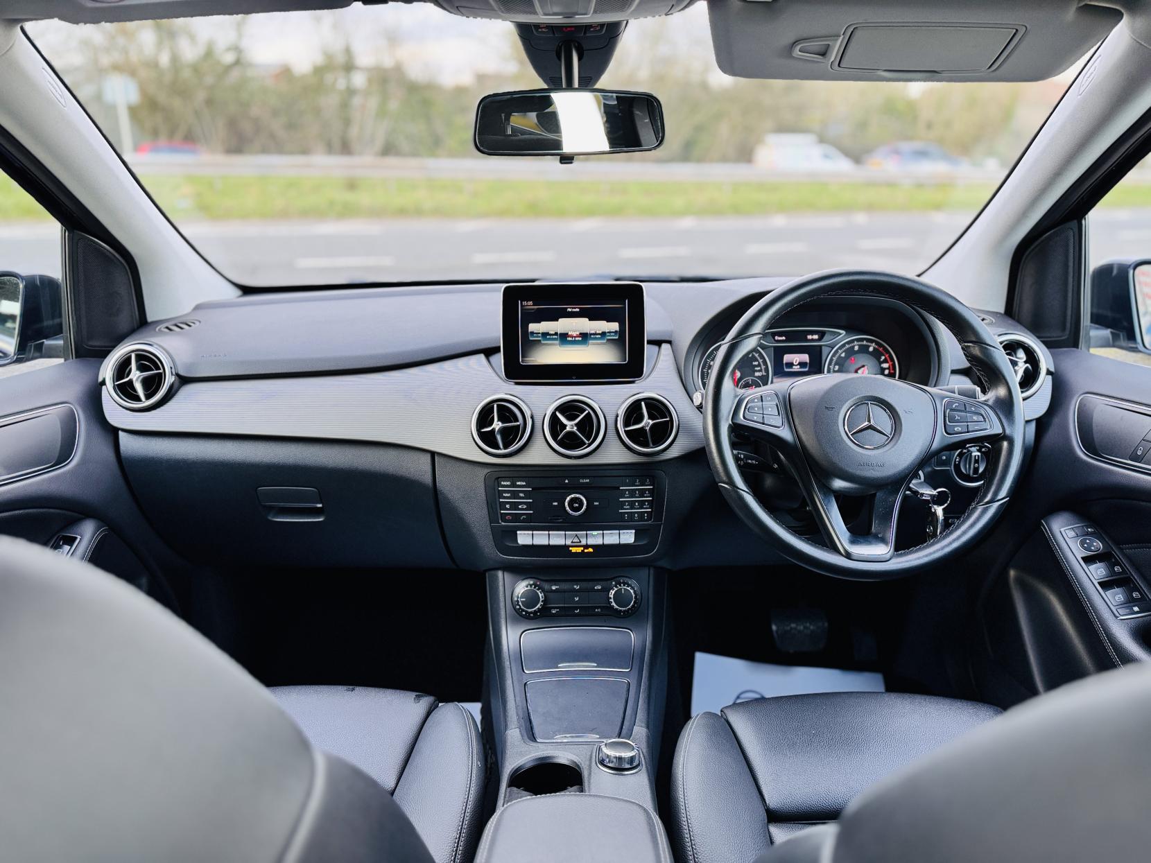 Mercedes-Benz B Class 1.6 B180 SE (Executive) MPV 5dr Petrol 7G-DCT Euro 6 (s/s) (122 ps)