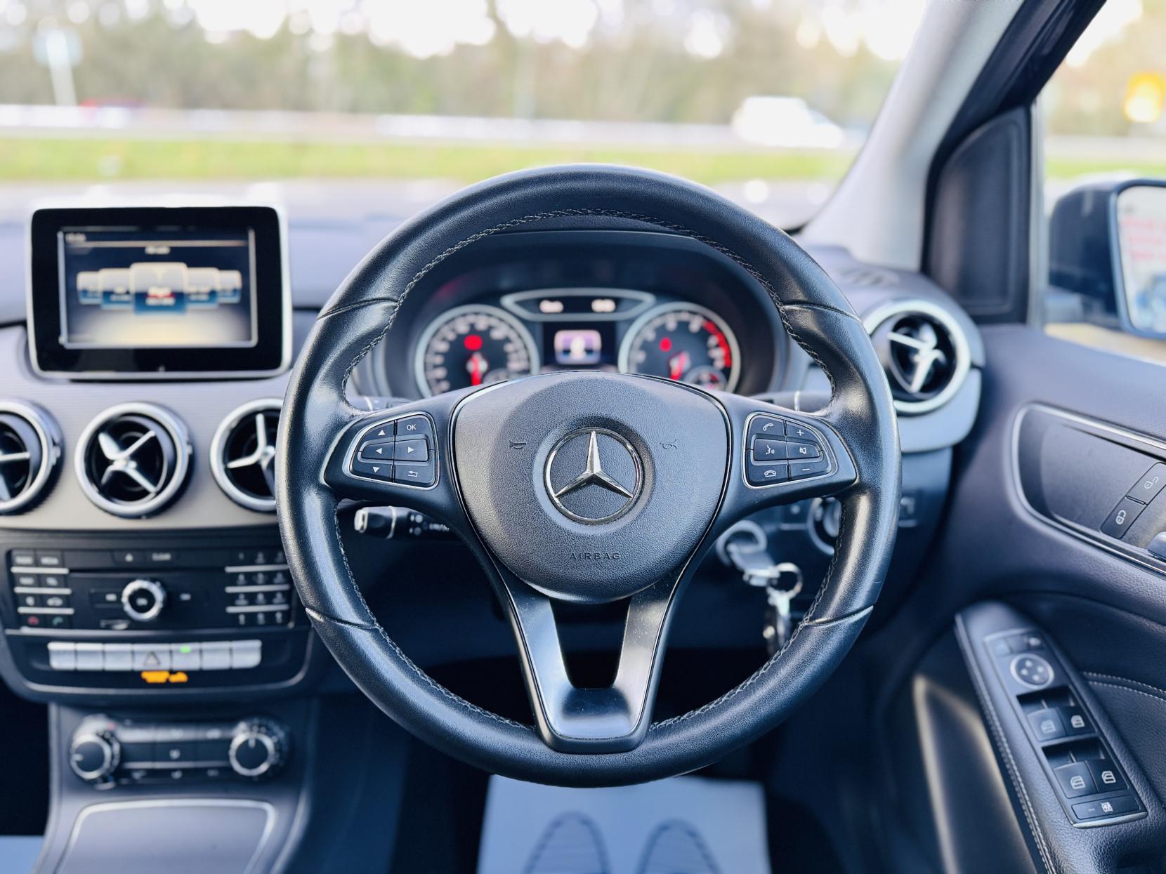 Mercedes-Benz B Class 1.6 B180 SE (Executive) MPV 5dr Petrol 7G-DCT Euro 6 (s/s) (122 ps)