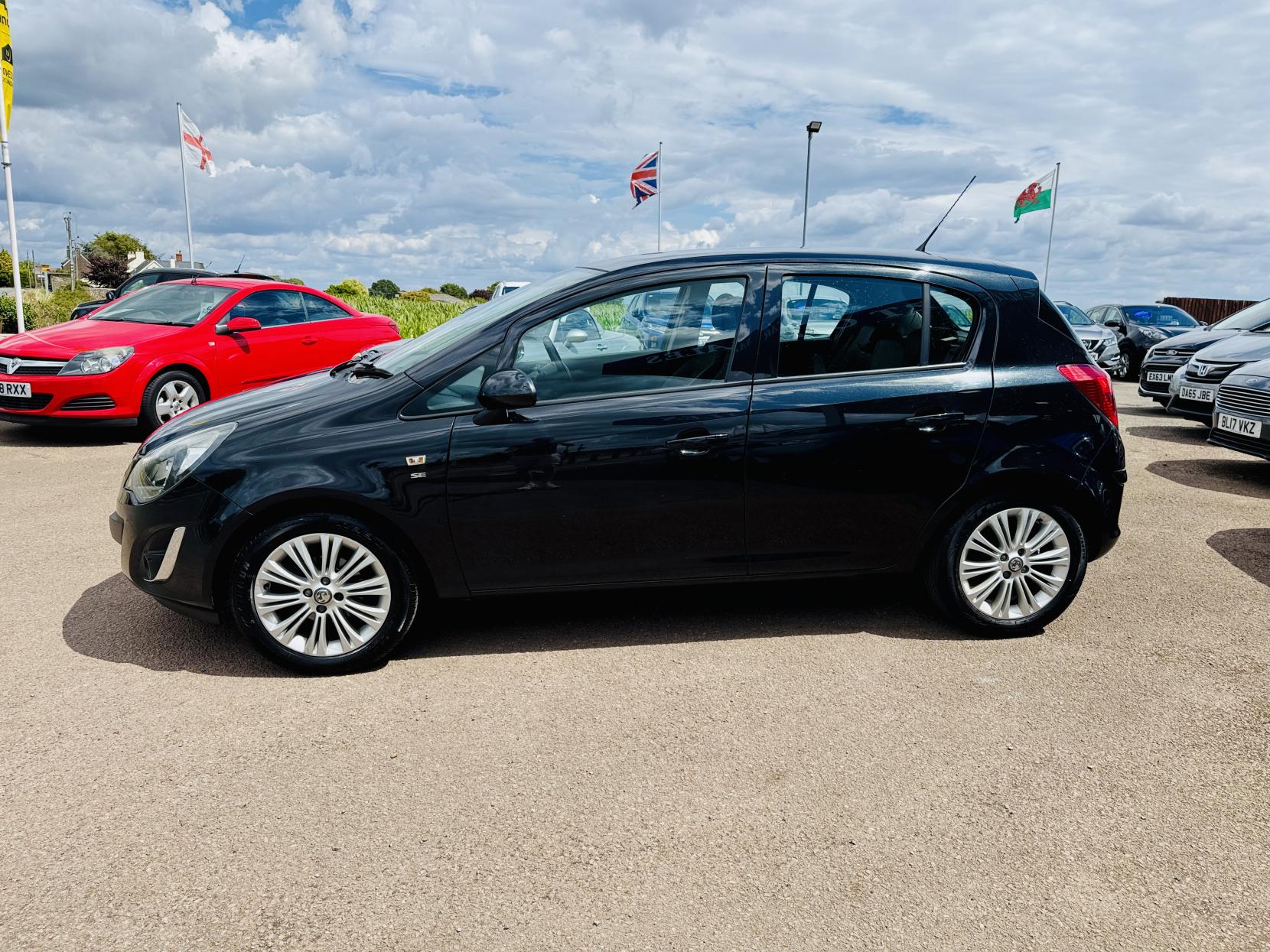 Vauxhall Corsa 1.2 16V SE Hatchback 5dr Petrol Manual Euro 5 (85 ps)