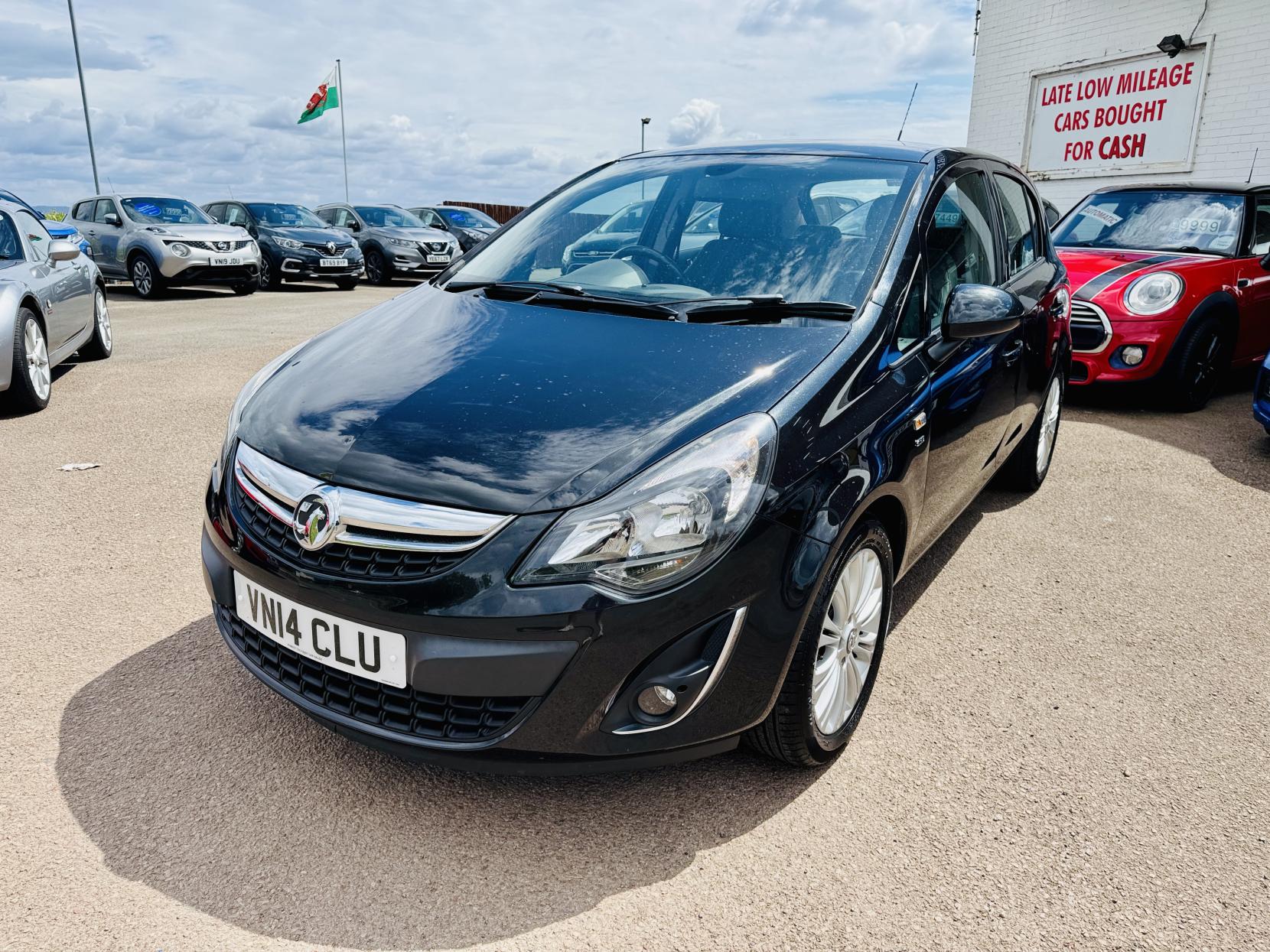 Vauxhall Corsa 1.2 16V SE Hatchback 5dr Petrol Manual Euro 5 (85 ps)