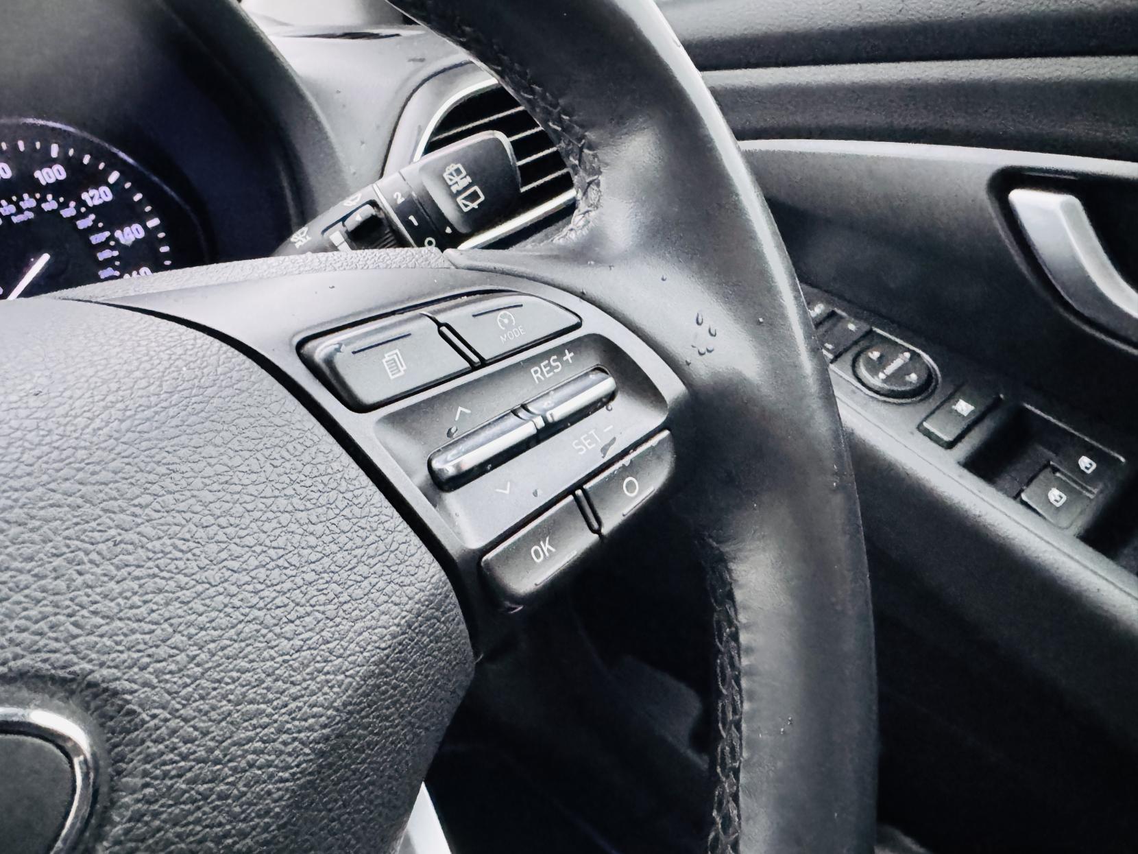 Hyundai i30 1.4 T-GDi Blue Drive Premium Hatchback 5dr Petrol Manual Euro 6 (s/s) (140 ps)