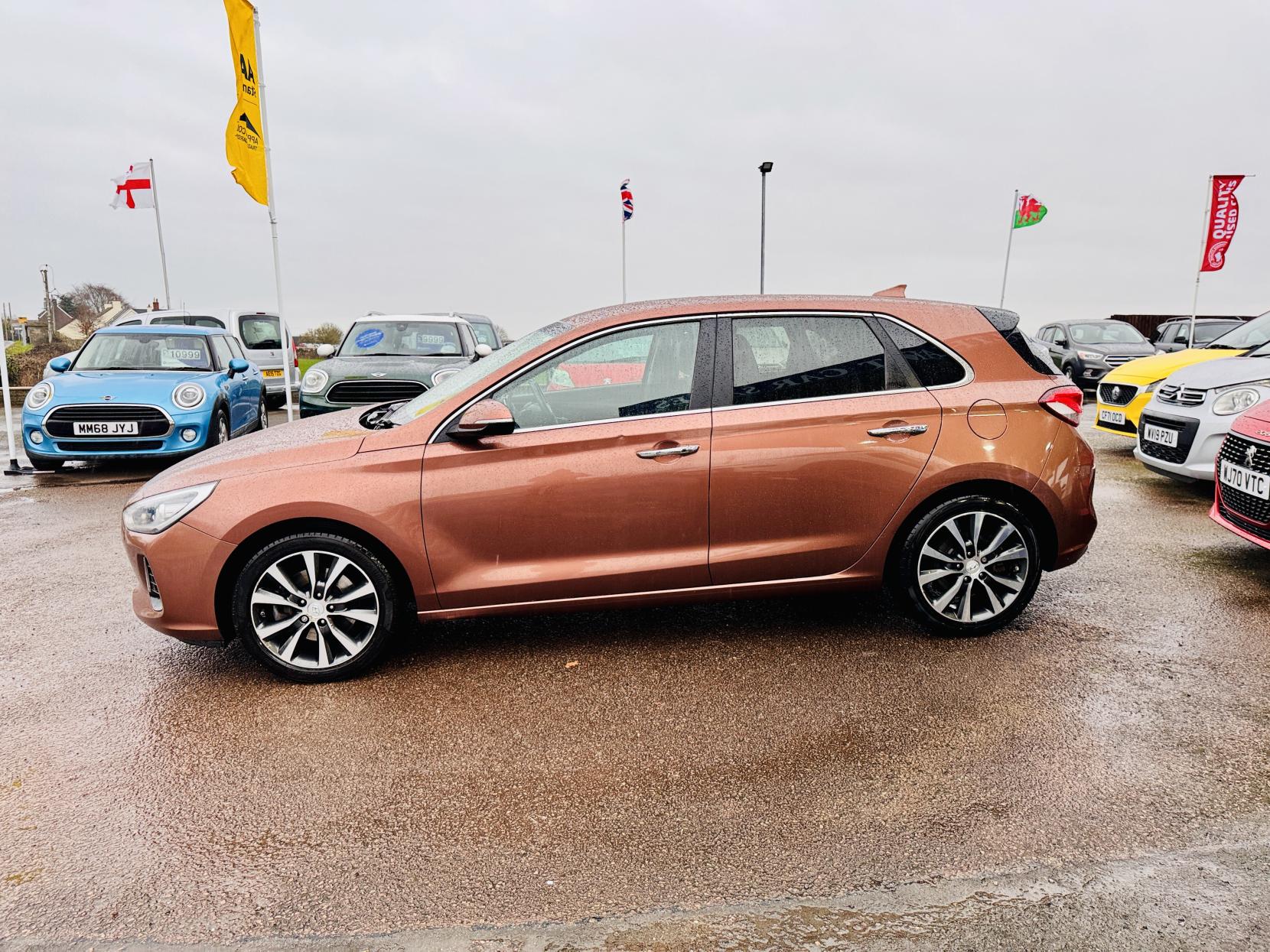 Hyundai i30 1.4 T-GDi Blue Drive Premium Hatchback 5dr Petrol Manual Euro 6 (s/s) (140 ps)