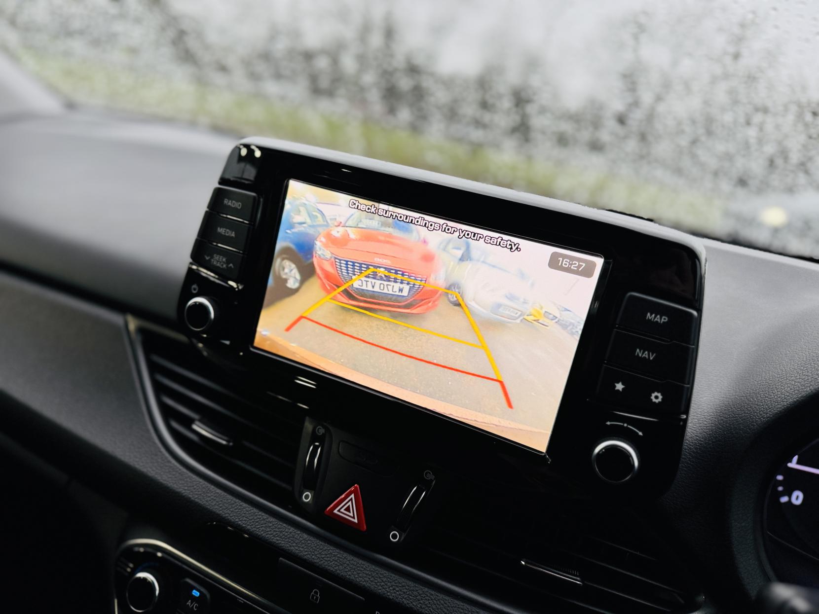 Hyundai i30 1.4 T-GDi Blue Drive Premium Hatchback 5dr Petrol Manual Euro 6 (s/s) (140 ps)