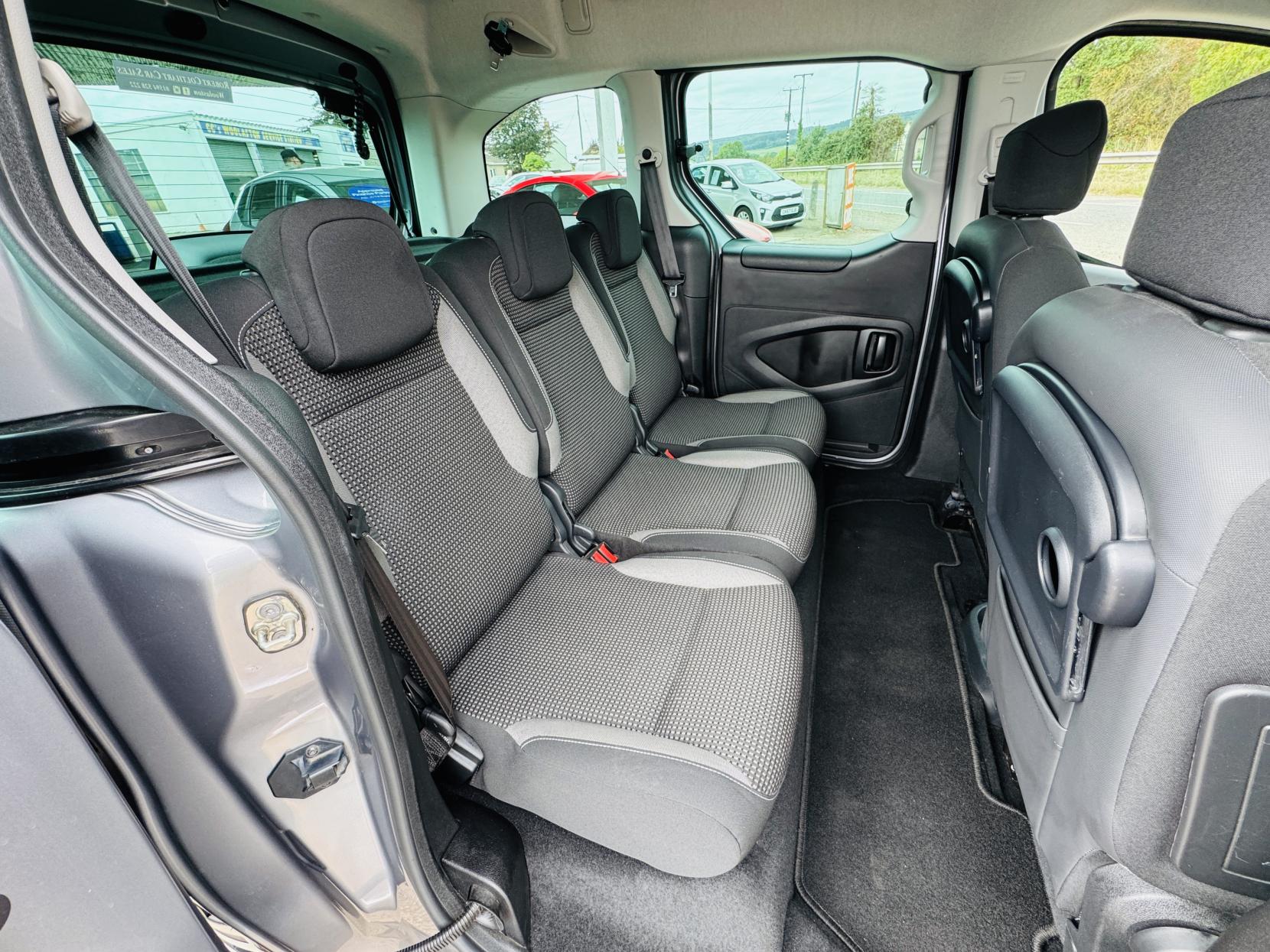 Peugeot Partner Tepee 1.6 BlueHDi Outdoor MPV 5dr Diesel ETG Euro 6 (s/s) (100 ps)