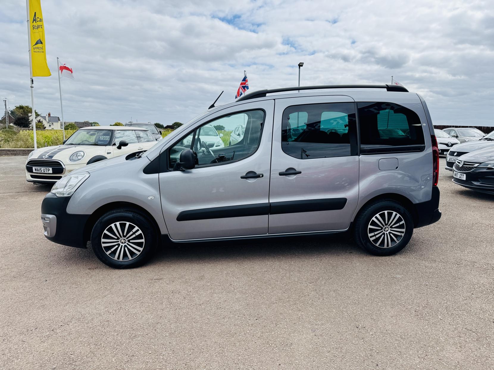 Peugeot Partner Tepee 1.6 BlueHDi Outdoor MPV 5dr Diesel ETG Euro 6 (s/s) (100 ps)