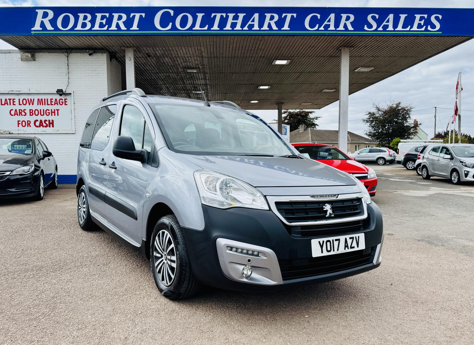 Peugeot Partner Tepee 1.6 BlueHDi Outdoor MPV 5dr Diesel ETG Euro 6 (s/s) (100 ps)